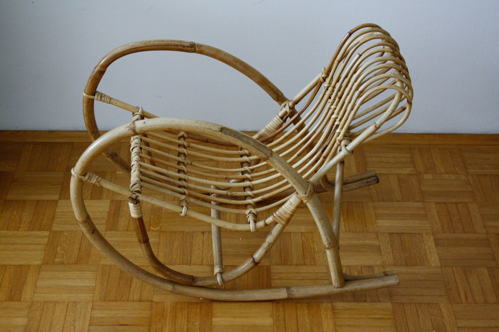 Vintage Franco Albini Kids Wicker Bamboo Rocking Chair / Children's Rattan Rocking Chair / 70s Italy / Mid Century Rattan Wicker Furniture photo for sale
