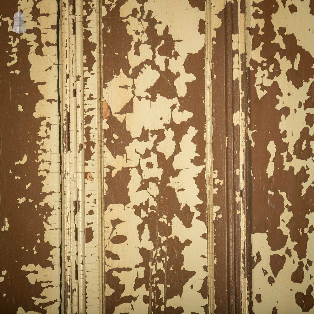 Pine Paneled Door, 4 Moulded Panel Distressed Paint photo vinterior