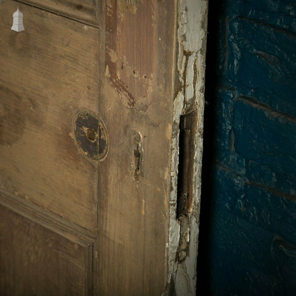 Pine Paneled Door, 4 Moulded Panel photo vinterior