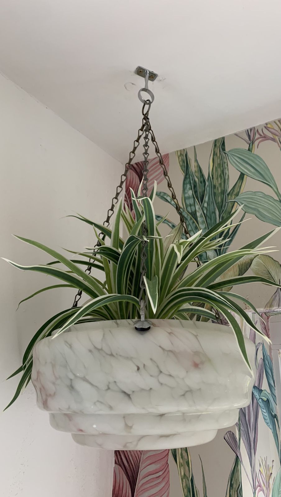 Gorgeous White And Pink, Marble Effect Coloured Glass, Art Deco Style Light Bowl/Shade. photo vinterior