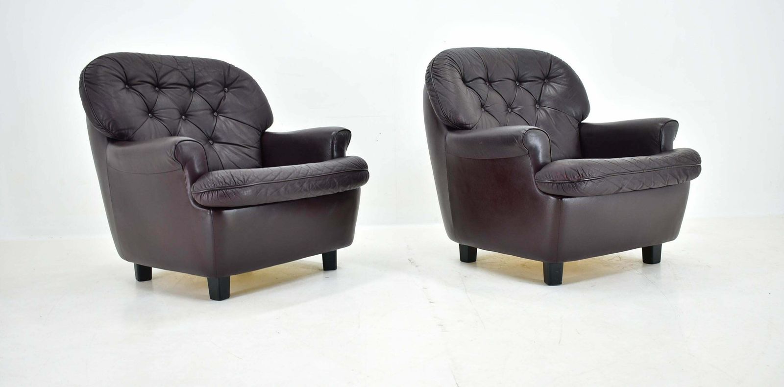 photo buy Design , Scandinavian , Leather Armchairs By Peem, 1970s, Finland