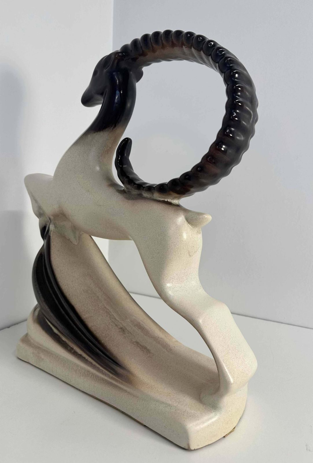 photo furniture Large Art Deco Style Brown And White Royal Haeger Ram Ceramic, 1960s