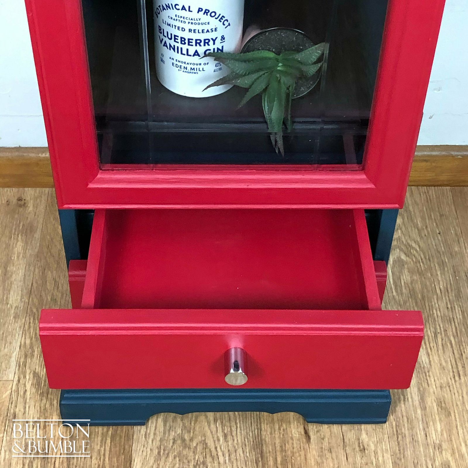 Petite Drinks Cabinet With Glass Door In Blue And Red photo Furniture