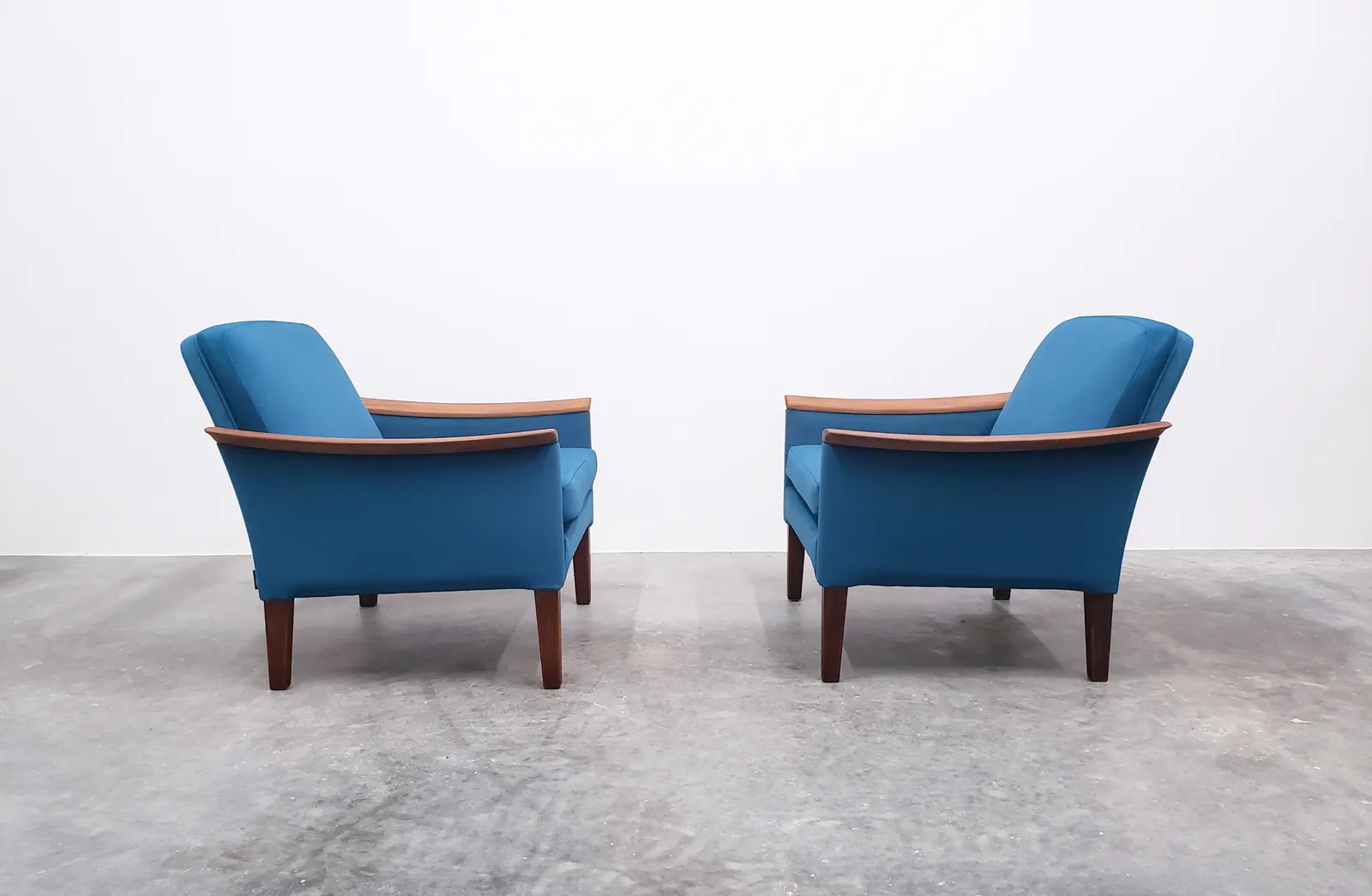 1960 Mid Century Danish Teak Lounger In Teal Velvet photo buy