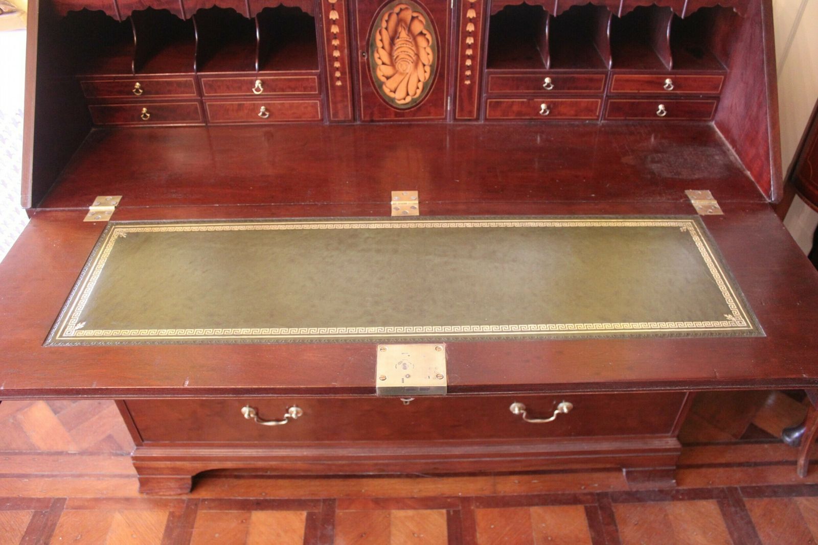 photo furniture A Large George III Mahogany Bureau With Fitted Interior