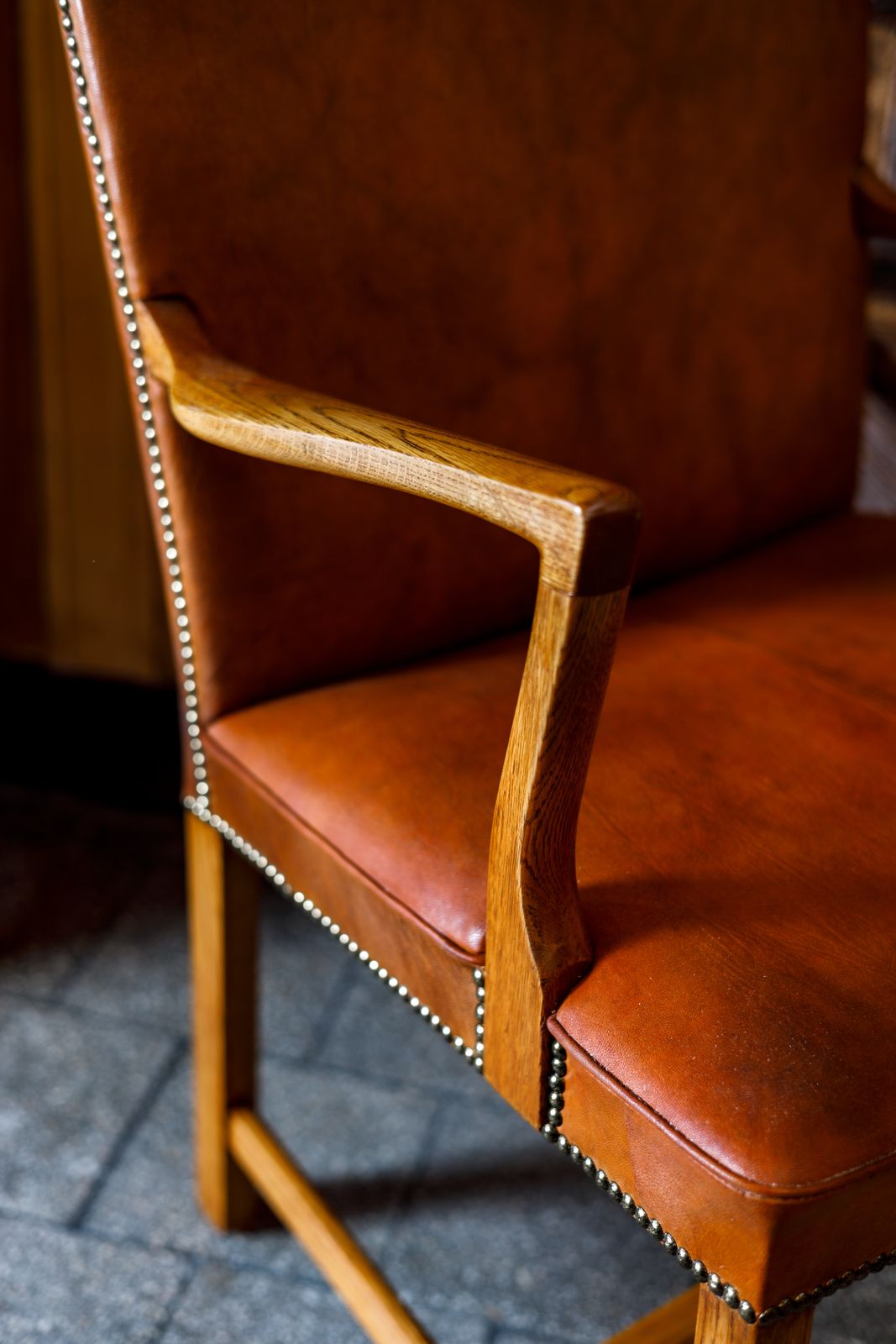 Hans J. Wegner  Niger Leather Upholstered Armchair photo Furniture