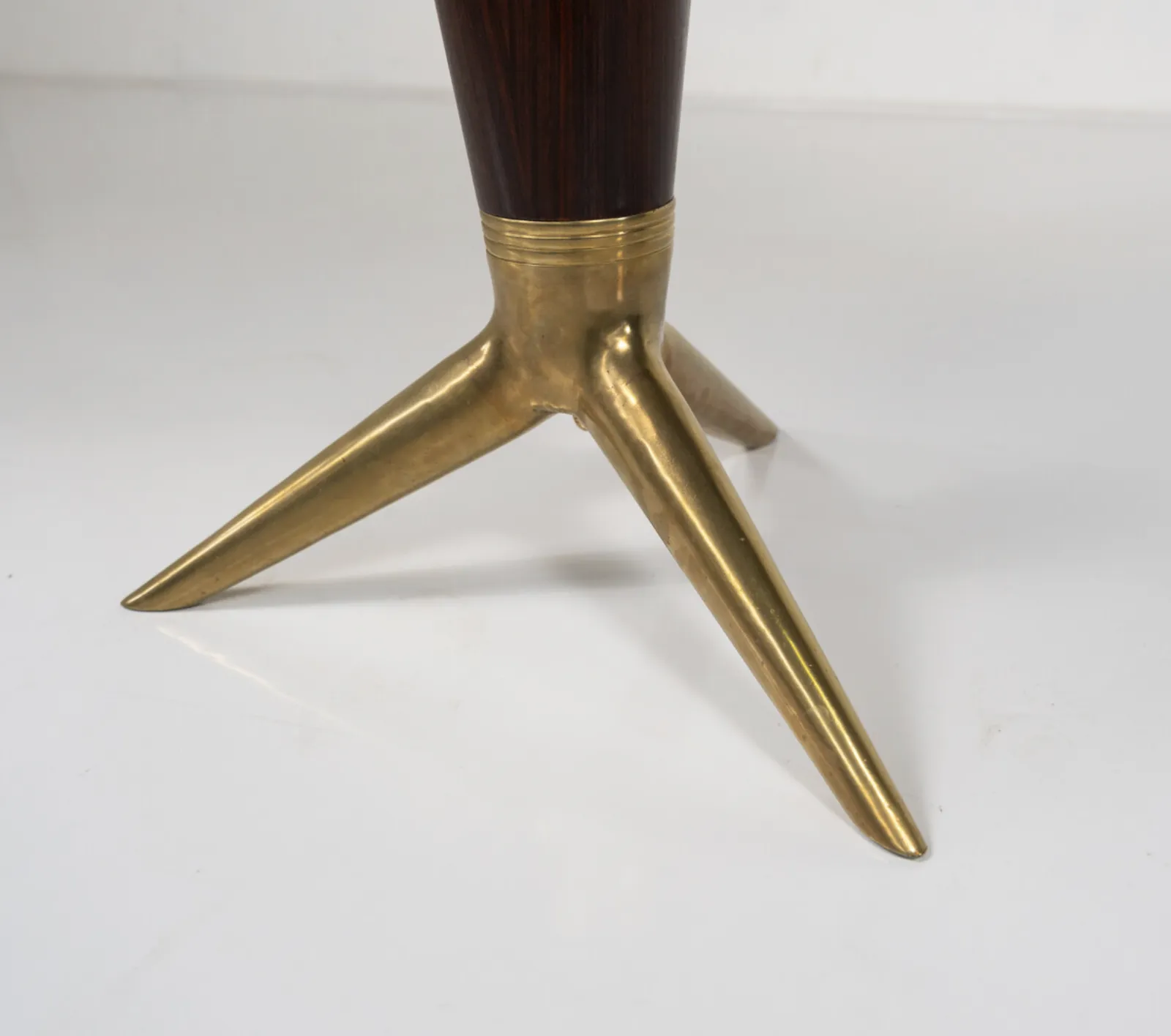 Mid Century Modern Maple And Brass Round Gueridon By I.S.A Bergamo, 1950s photo furniture