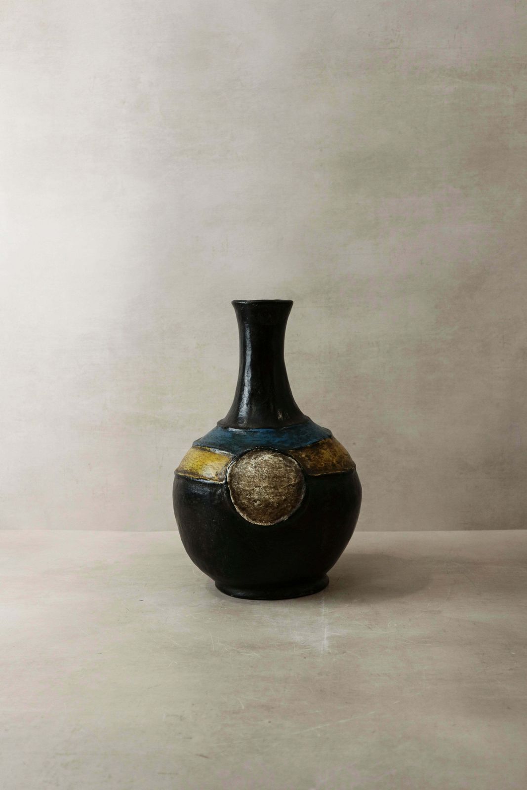 Mangbetu Clay Vase, Tanzania   41.1 photo Home Decor
