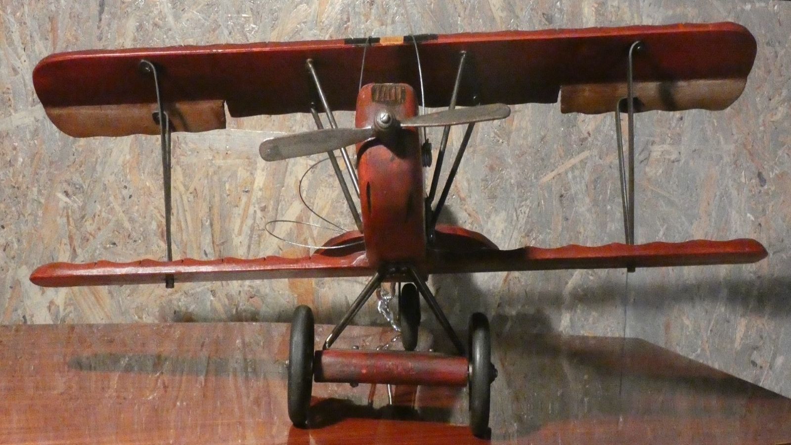 Hand Painted Wooden Francesco Baracca Spad S.XIII Model Plane, Italy, 1940s photo vinterior