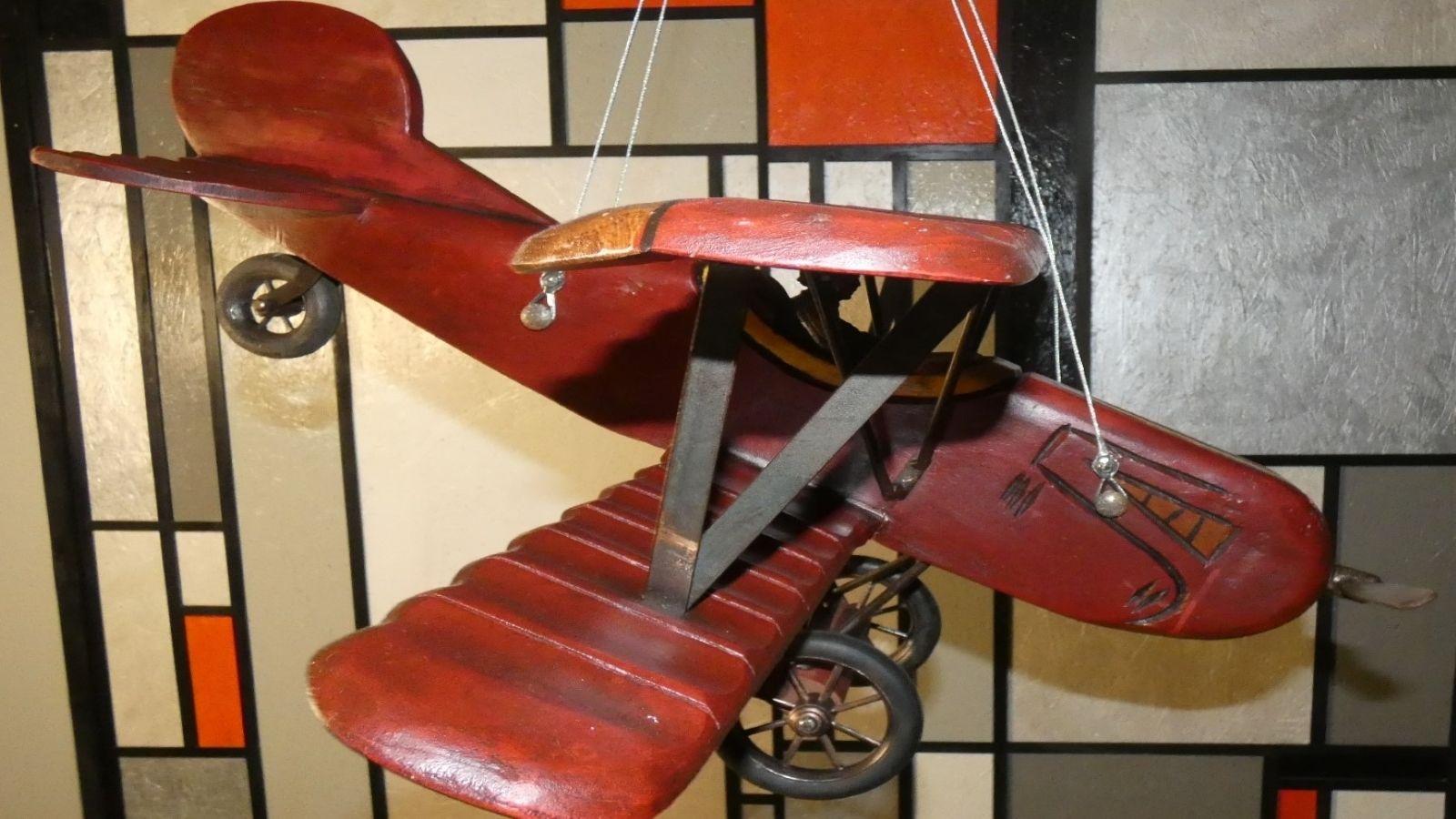 Hand Painted Wooden Francesco Baracca Spad S.XIII Model Plane, Italy, 1940s photo vintage