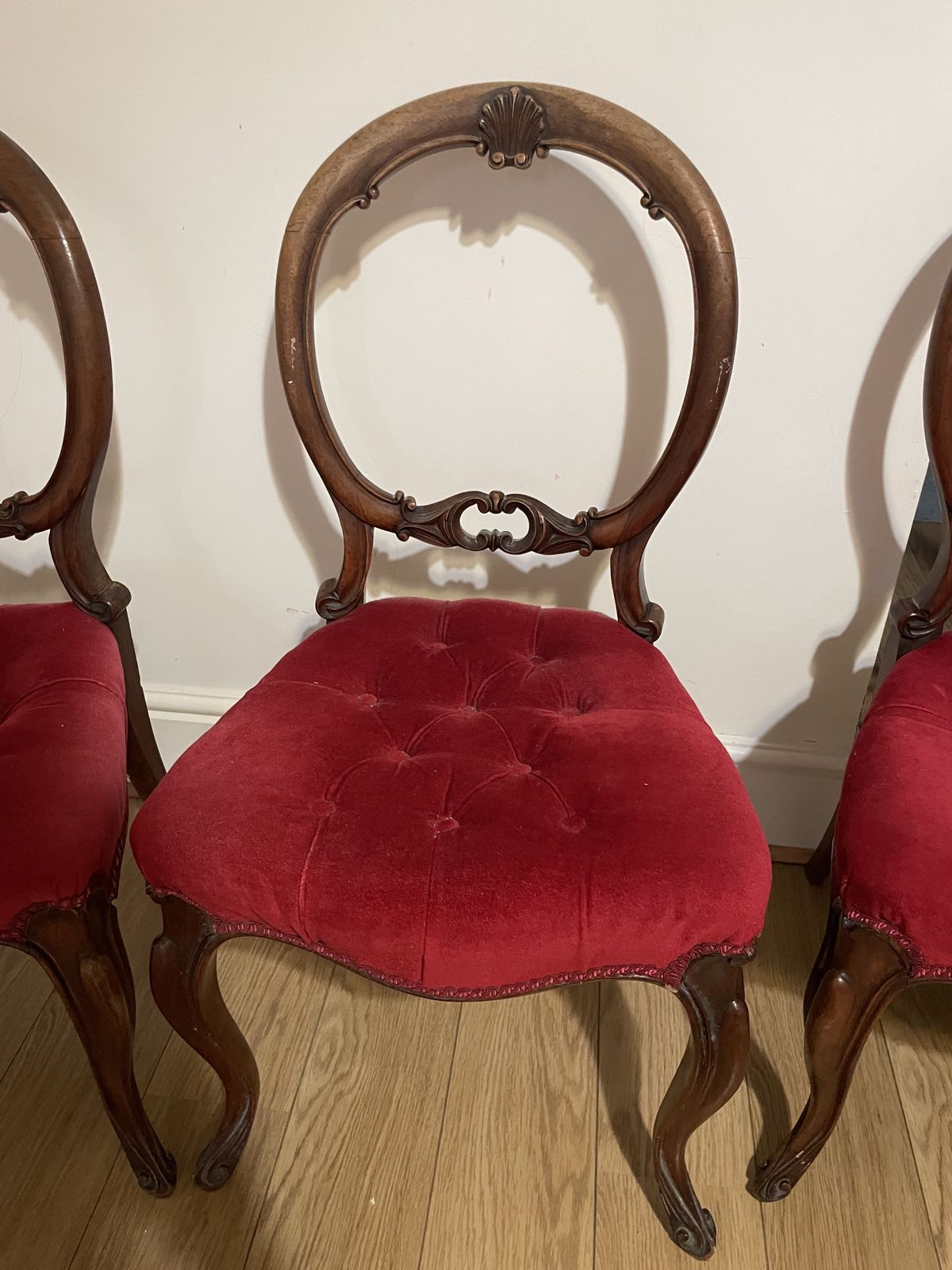 photo vinterior Grange Dining Table And Chairs