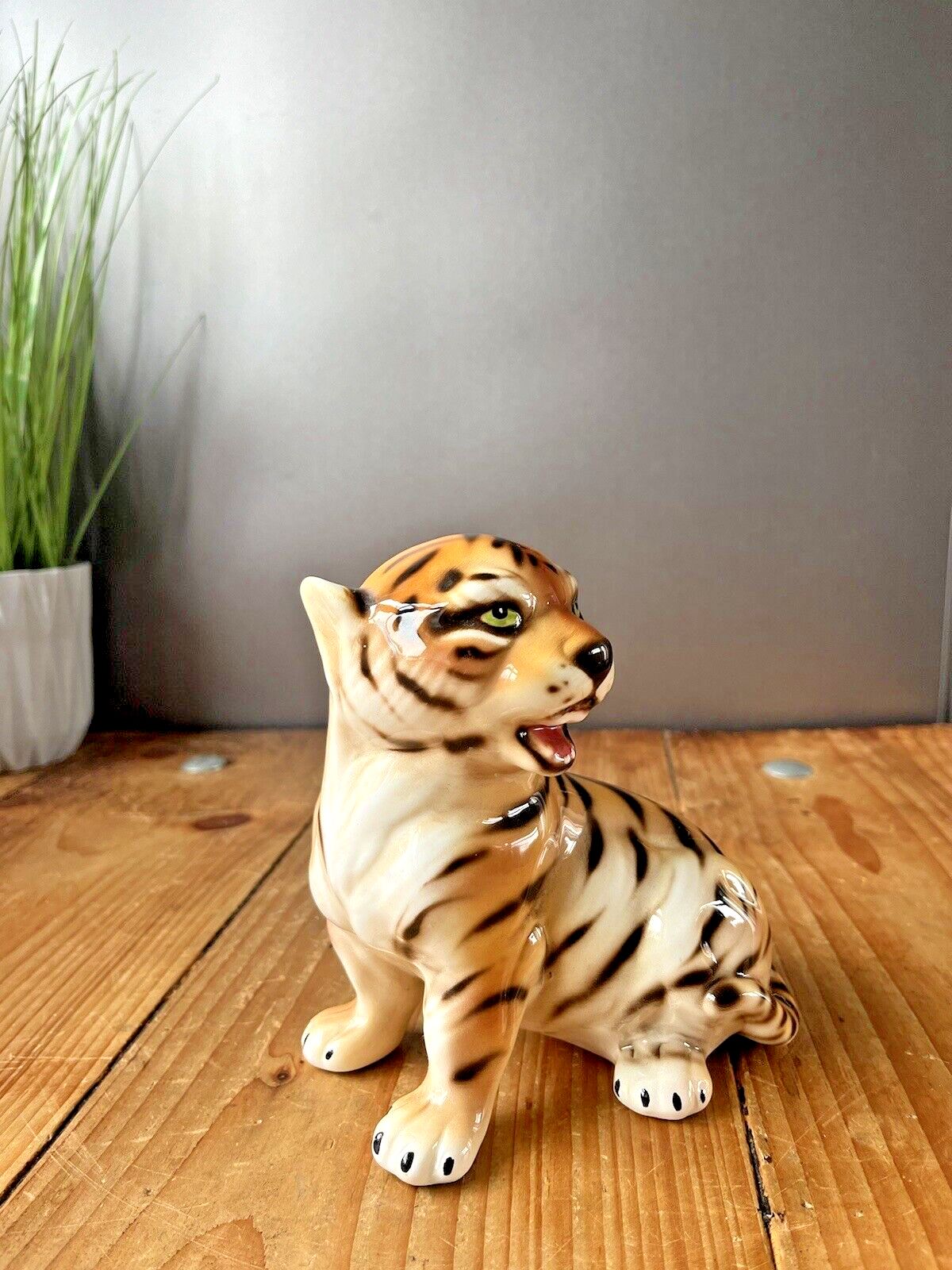 Mid Century 50s Italian Bassano Ceramics Hollywood Glam Tiger Cub Ornament Italy photo Art