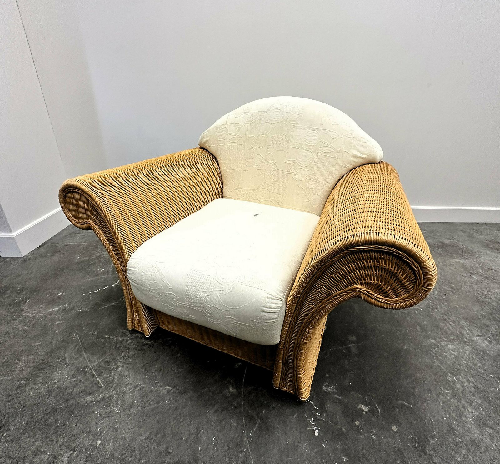 Xxl Vintage Shell Back Rattan Armchair, France 1980s. photo vintage