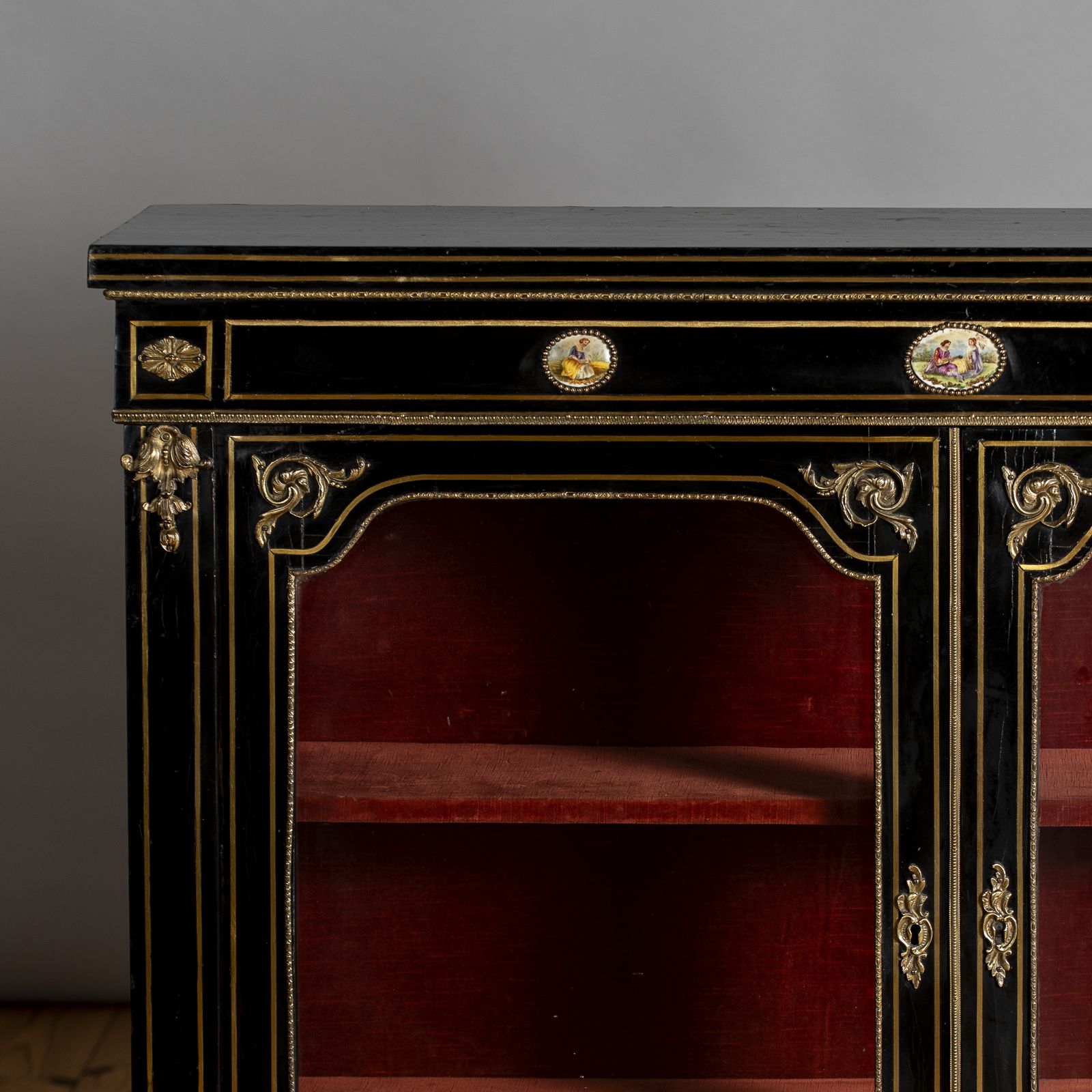 Victorian English Ebonised And Gilt Glazed Display Cabinet With Ormolu Mounts photo Furniture