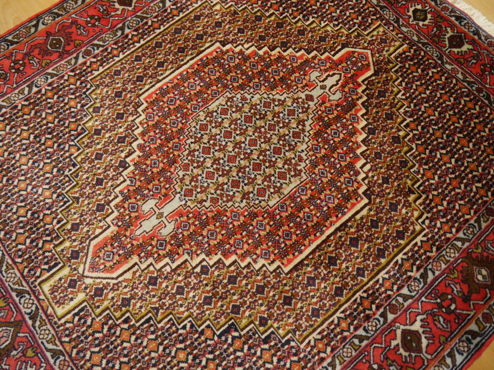 Bidjar Senneh Vintage Rug 4.7 X 4.1 Ft / 144 X 126 Cm photo vinterior
