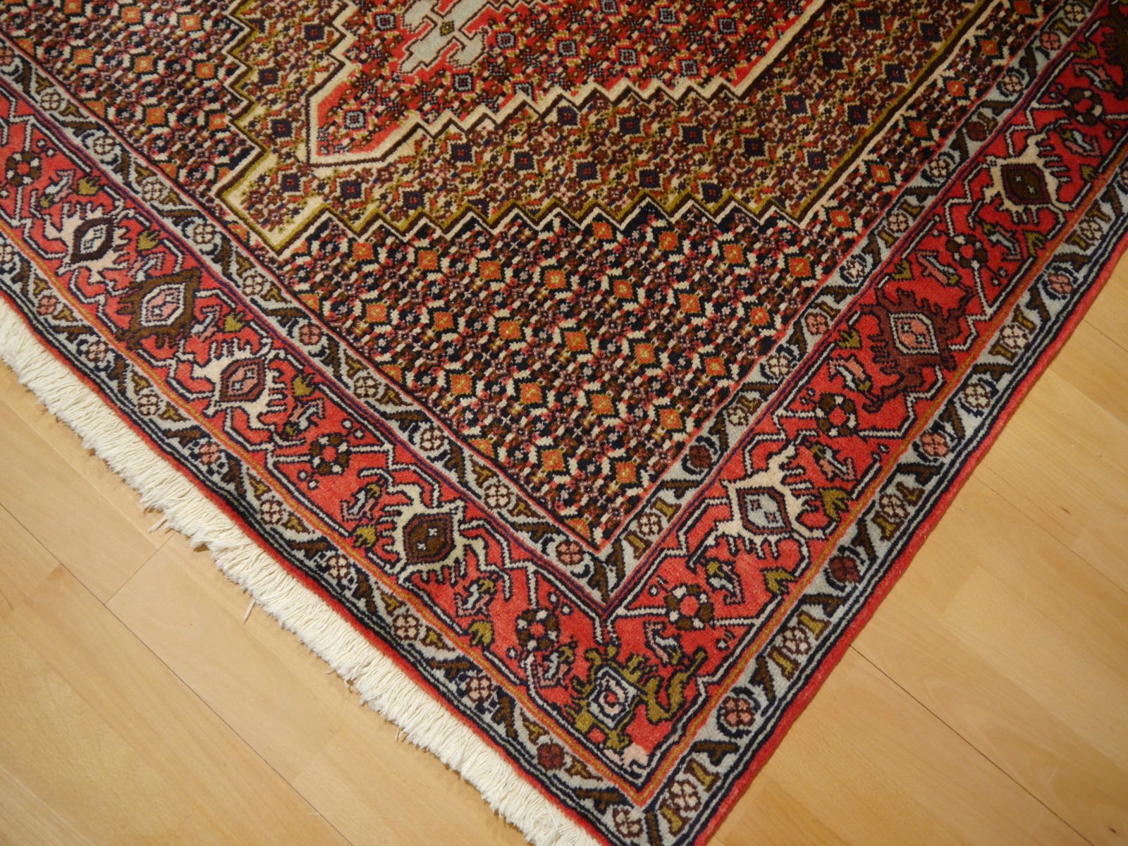 Bidjar Senneh Vintage Rug 4.7 X 4.1 Ft / 144 X 126 Cm photo buy