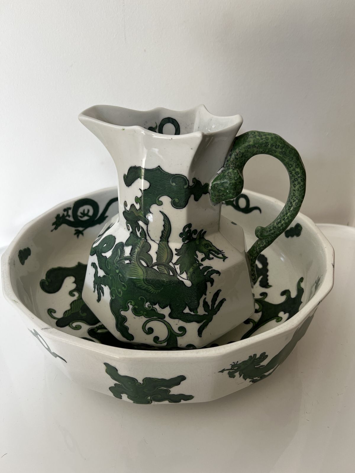 Antique Masons Ironstone Hydra Jug And Bowl Set In ‘Chinese Dragon’ Design