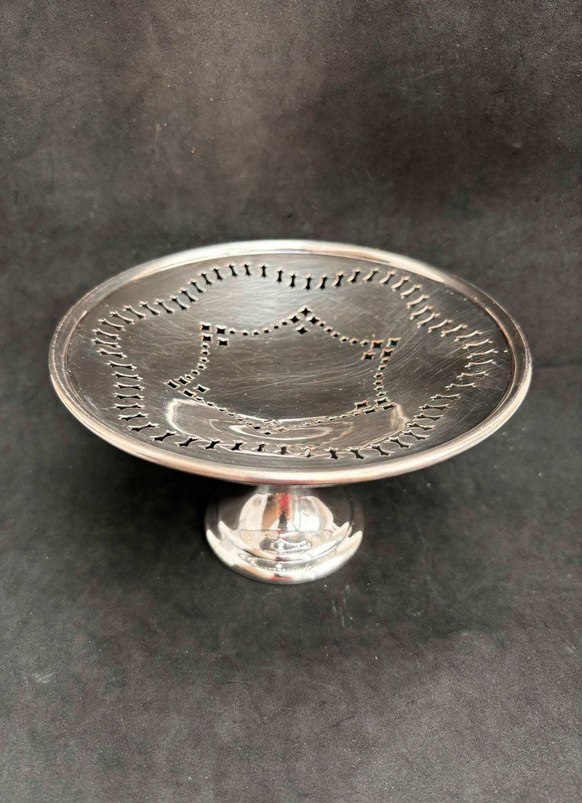 Mappin And Webb Voetstuk Schaal Ringenschaaltje Verzilverd Opvangschaal Notenschaaltje Sleutelschaal Koekjesschaal Edwardiaans Verzilverd Cadeau Voor Haar photo vintage