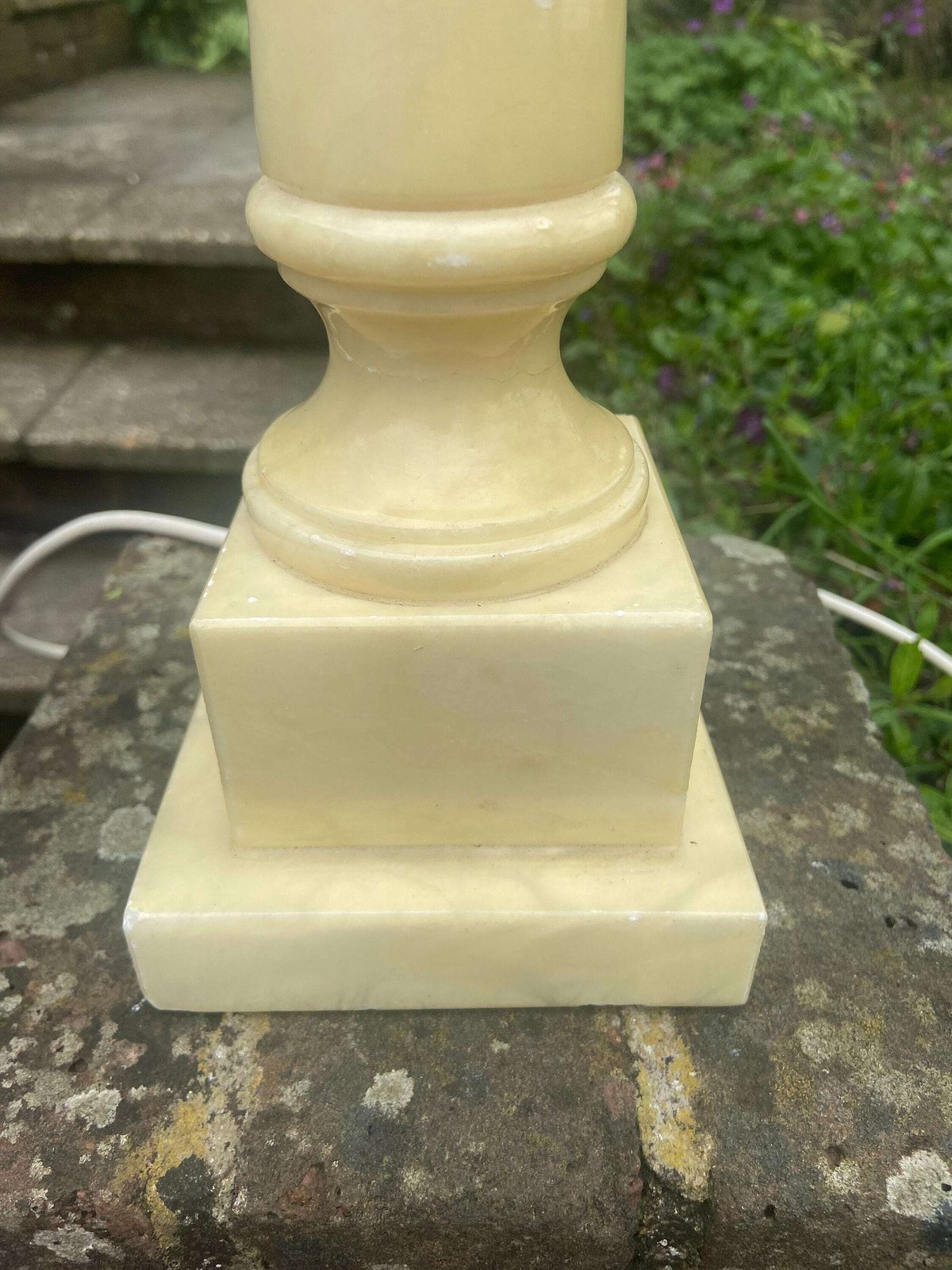 Gorgeous Yellow Alabaster Column Style Lamp, Tall   Genuine Alabaster Charneca   Creamy White Yellow Onyx Marble Lamp   Working Vintage Lamp photo furniture