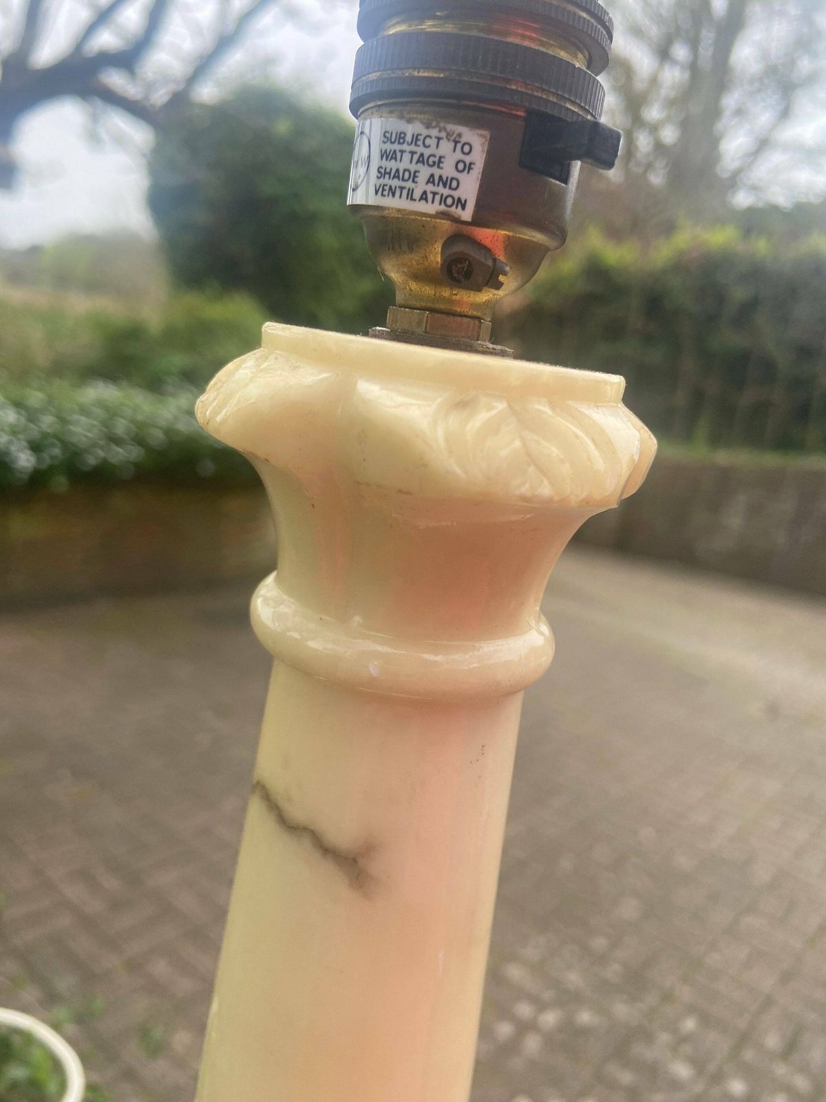 Gorgeous Yellow Alabaster Column Style Lamp, Tall   Genuine Alabaster Charneca   Creamy White Yellow Onyx Marble Lamp   Working Vintage Lamp photo vintage