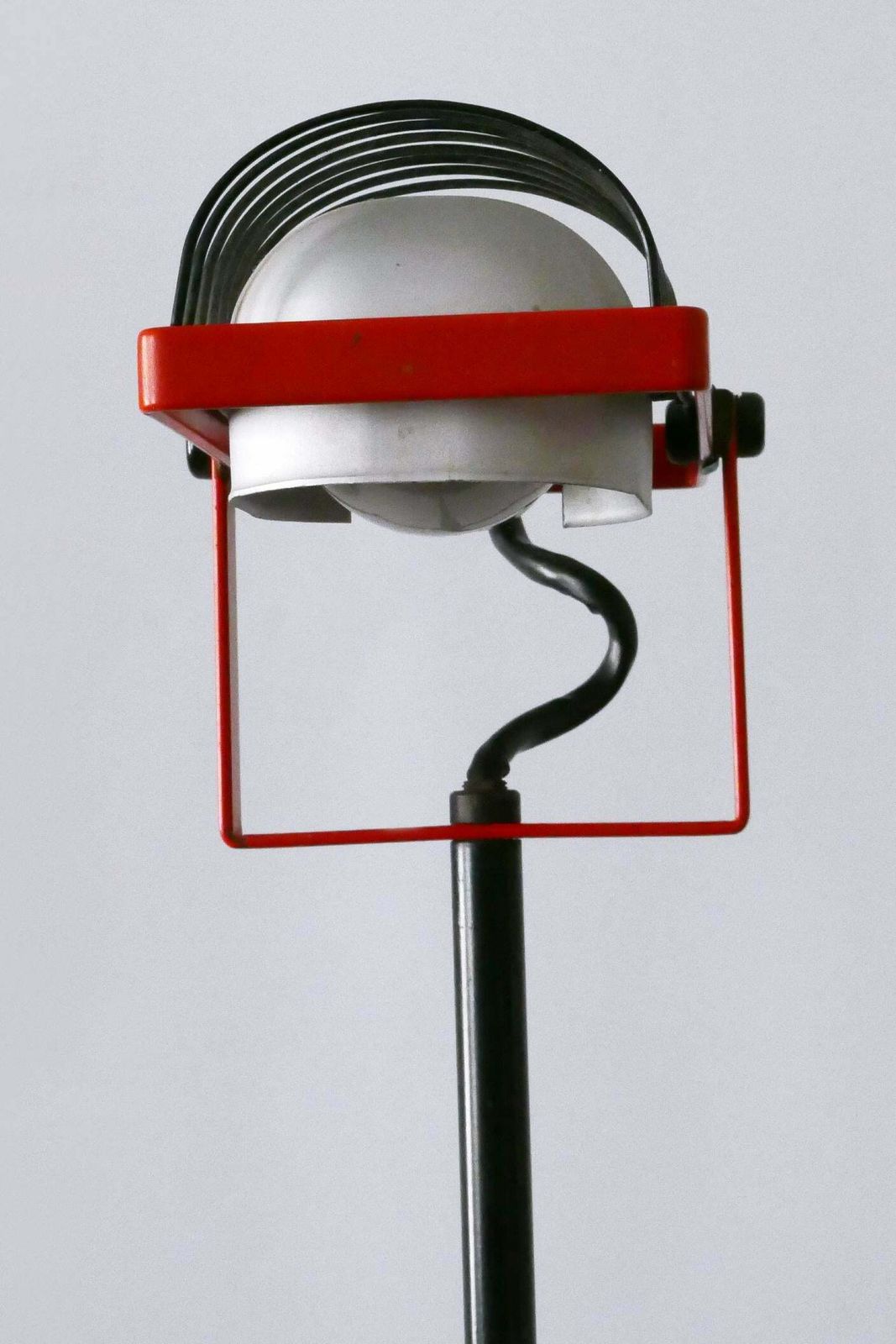 photo vinterior Telescopic Floor Lamp Or Reading Light Sintesi By Ernesto Gismondi For Artemide