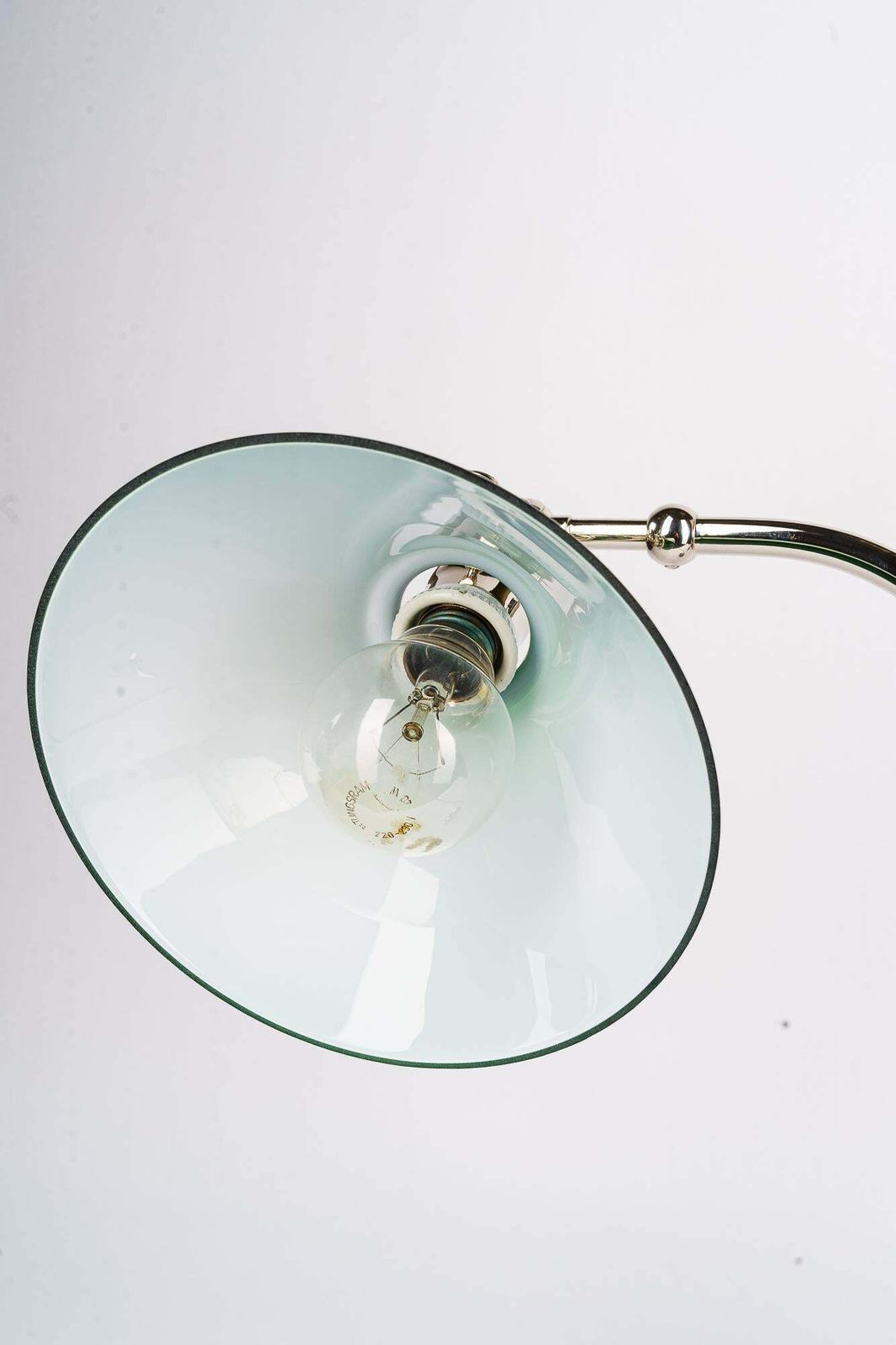 photo vintage Swivelling Nickel Plated Art Deco Table Lamp With Green Glass Shade Vienna 1920s