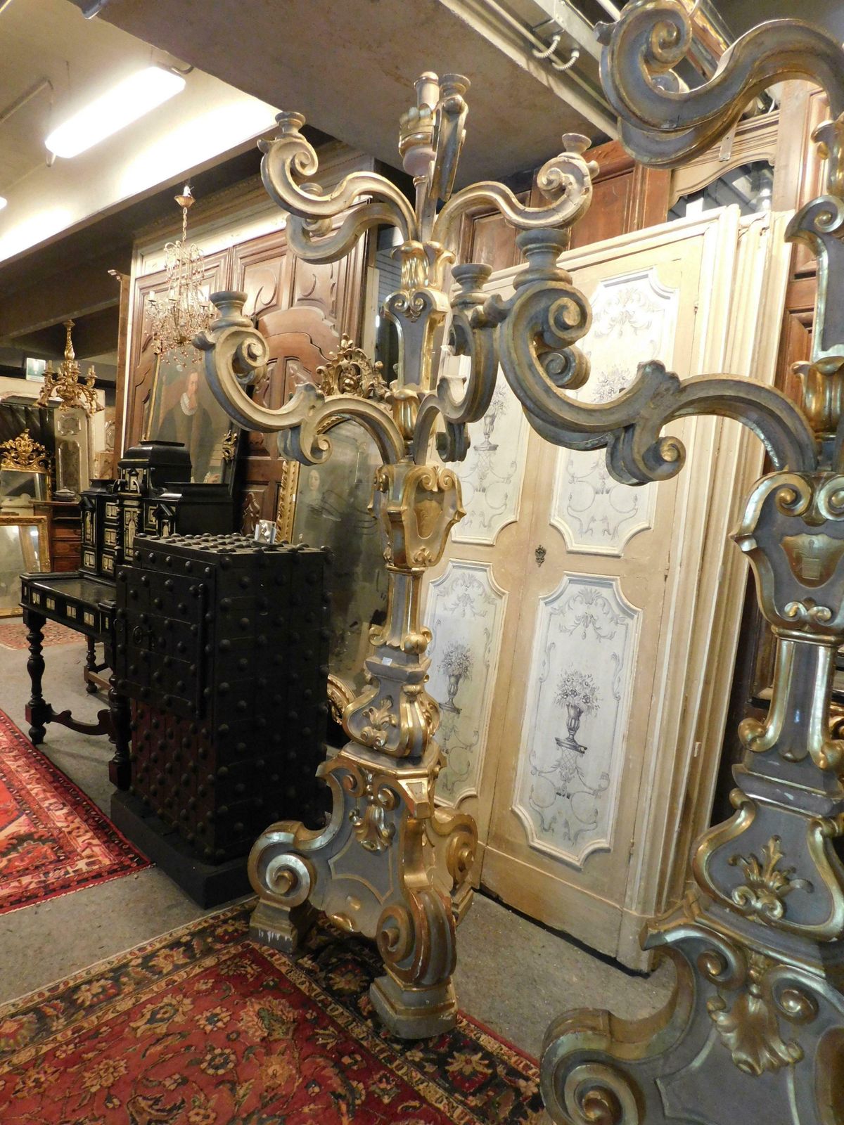 Antique Pair Of Big Gilded And Carved Wooden Candlesticks, Florence (Italy)