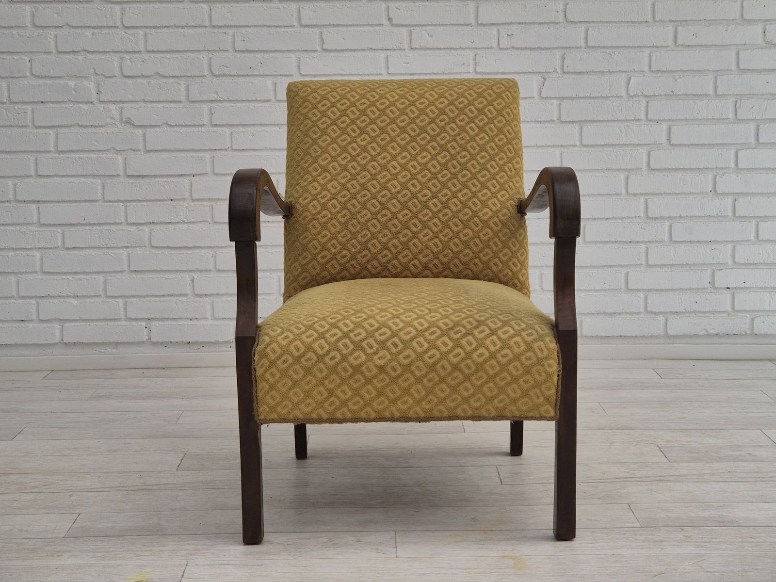1950s, Danish Design, Armchair In Original Condition, Furniture Cotton/ Wool Fabric. photo vinterior
