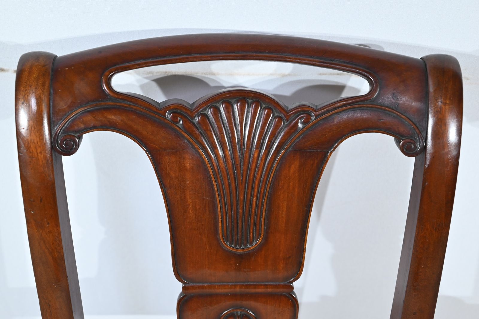 Furniture Suite Of 5 Cuban Mahogany Chairs, Restoration Period – Early 19th Century photo