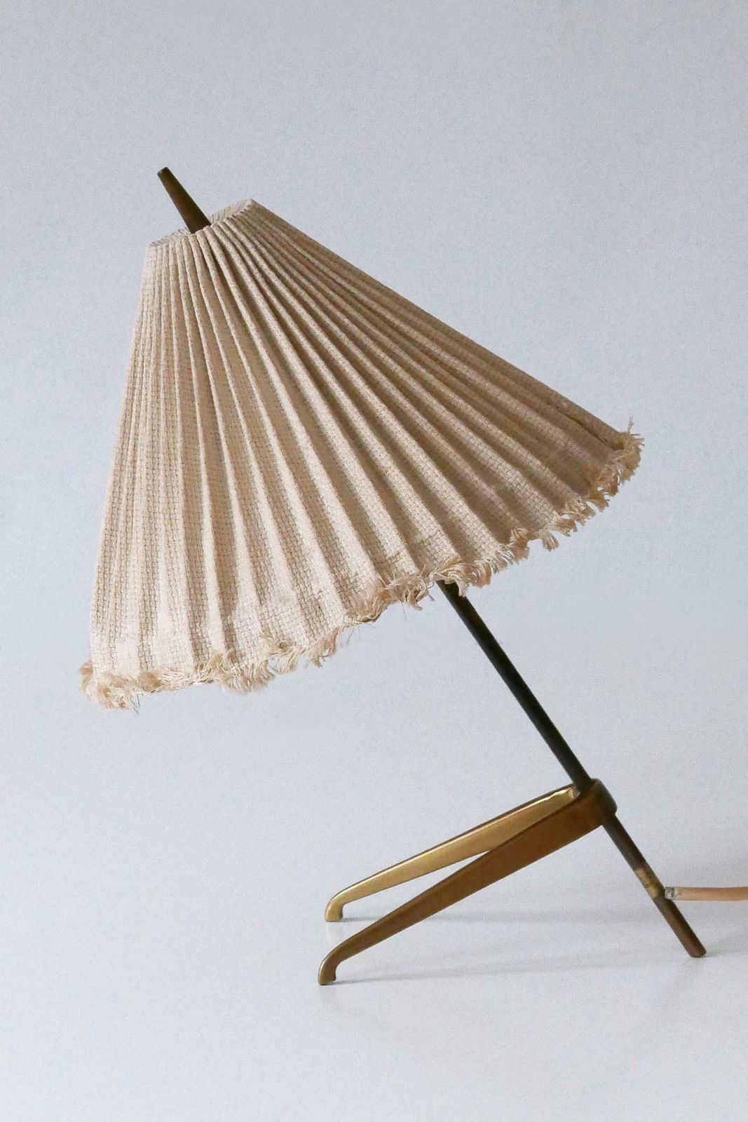 Rare Mid Century Modern Brass Crowfoot Table Lamp By J.T. Kalmar Austria 1950s photo Lighting