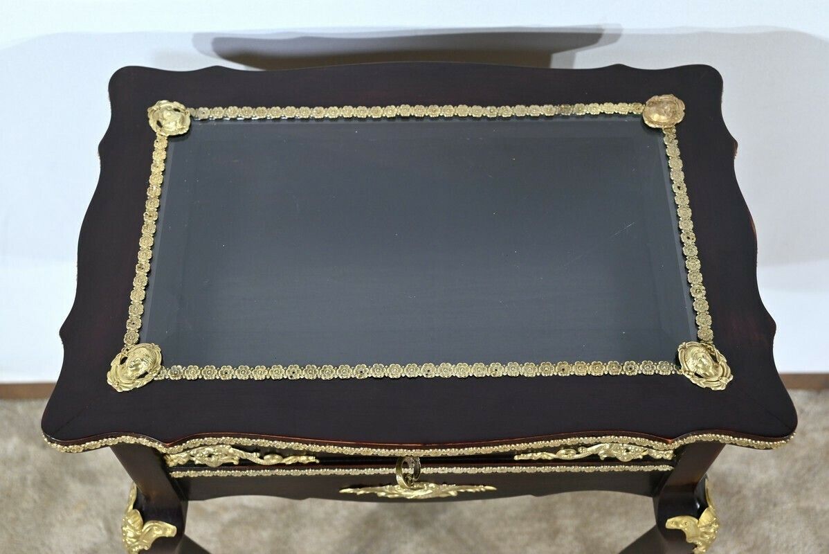 Middle Display Table In Stained Mahogany, Louis XV Style, Napoleon III Period – Mid 19th Century photo Furniture