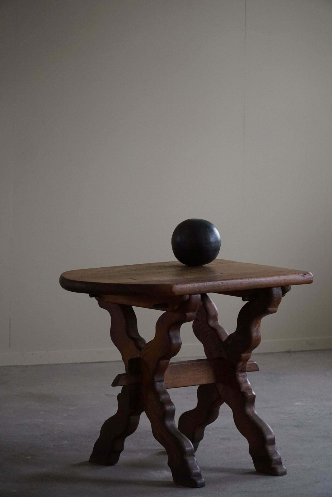 Mid Century Wooden Brutalist Desk In Solid Oak, Made In France, 1950s photo vinterior