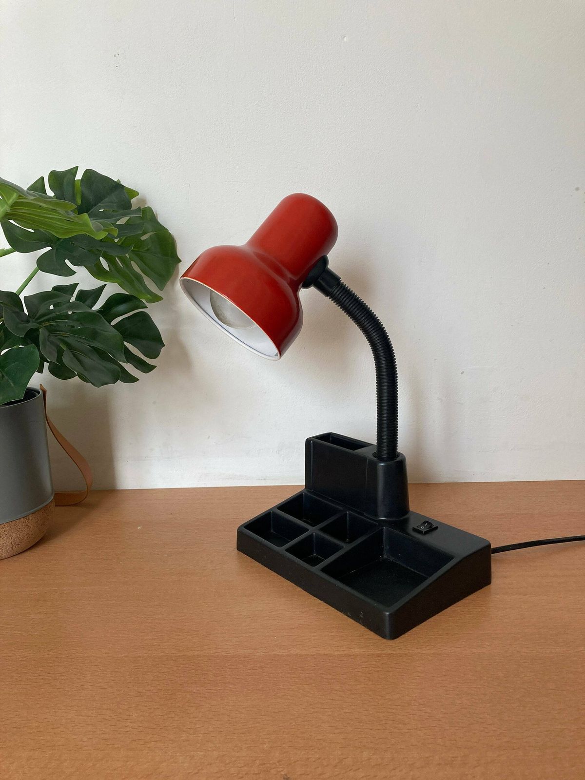 Desk Lamp Black Red / Retro Table Lamp / Postmodern Lamp / Vintage Decor / Made In 1990 / Memphis Stlye / Red Table Lamp / Office Lamp