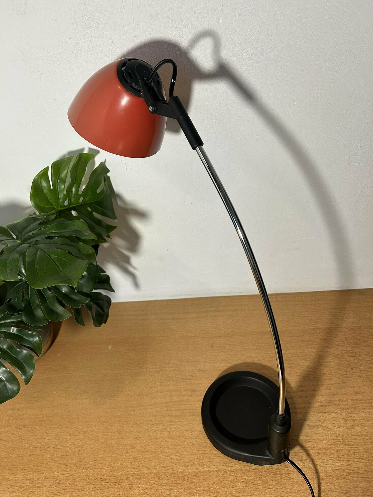 Veneta Lumi Randa Desk Lamp '80s, Vintage Desk Lamp, Made In Italy, Italian Design, 80s' Lamp photo furniture