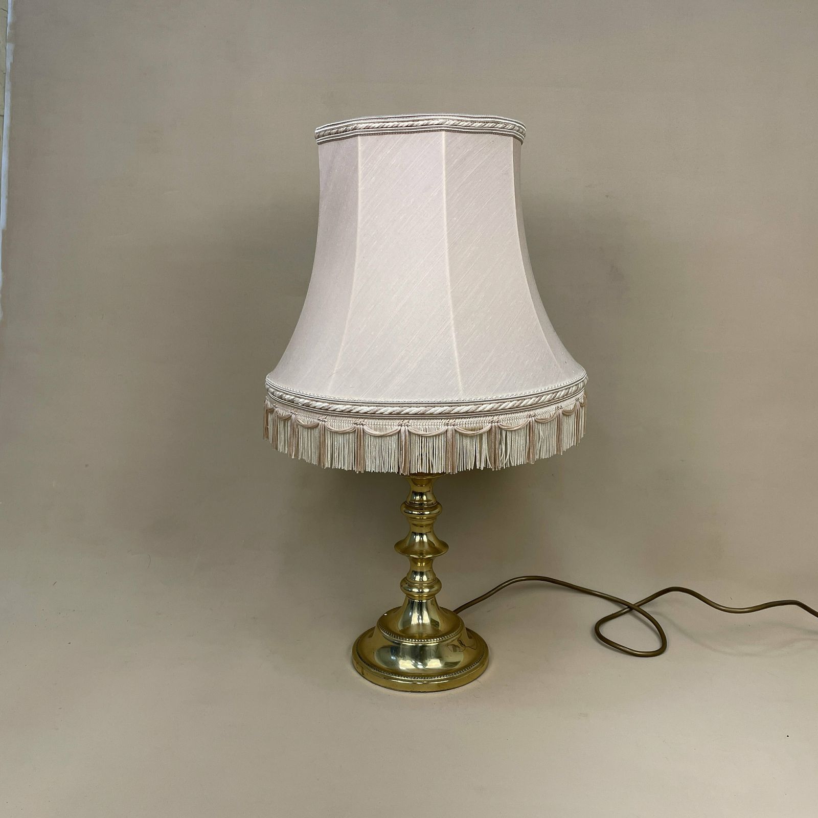 Antique Metal Gold Brass Lamp Light Bedside Side Table Desk Column Pillar Base Ornate Detail Round Medium Vintage Patterned Tassel Shade