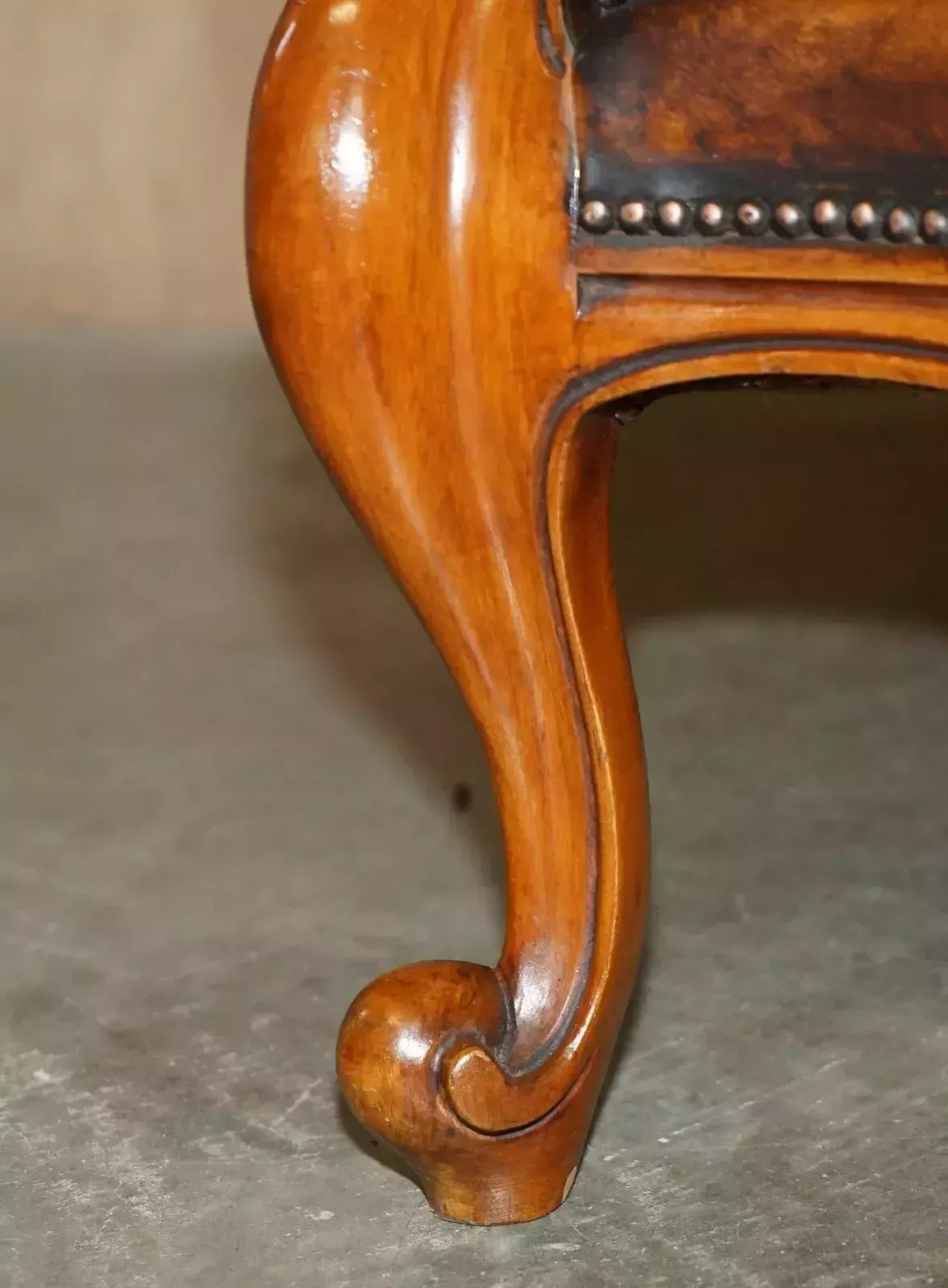 photo buy Pair Of Antique Show Framed Victorian Chesterfield Brown Leather Armchairs