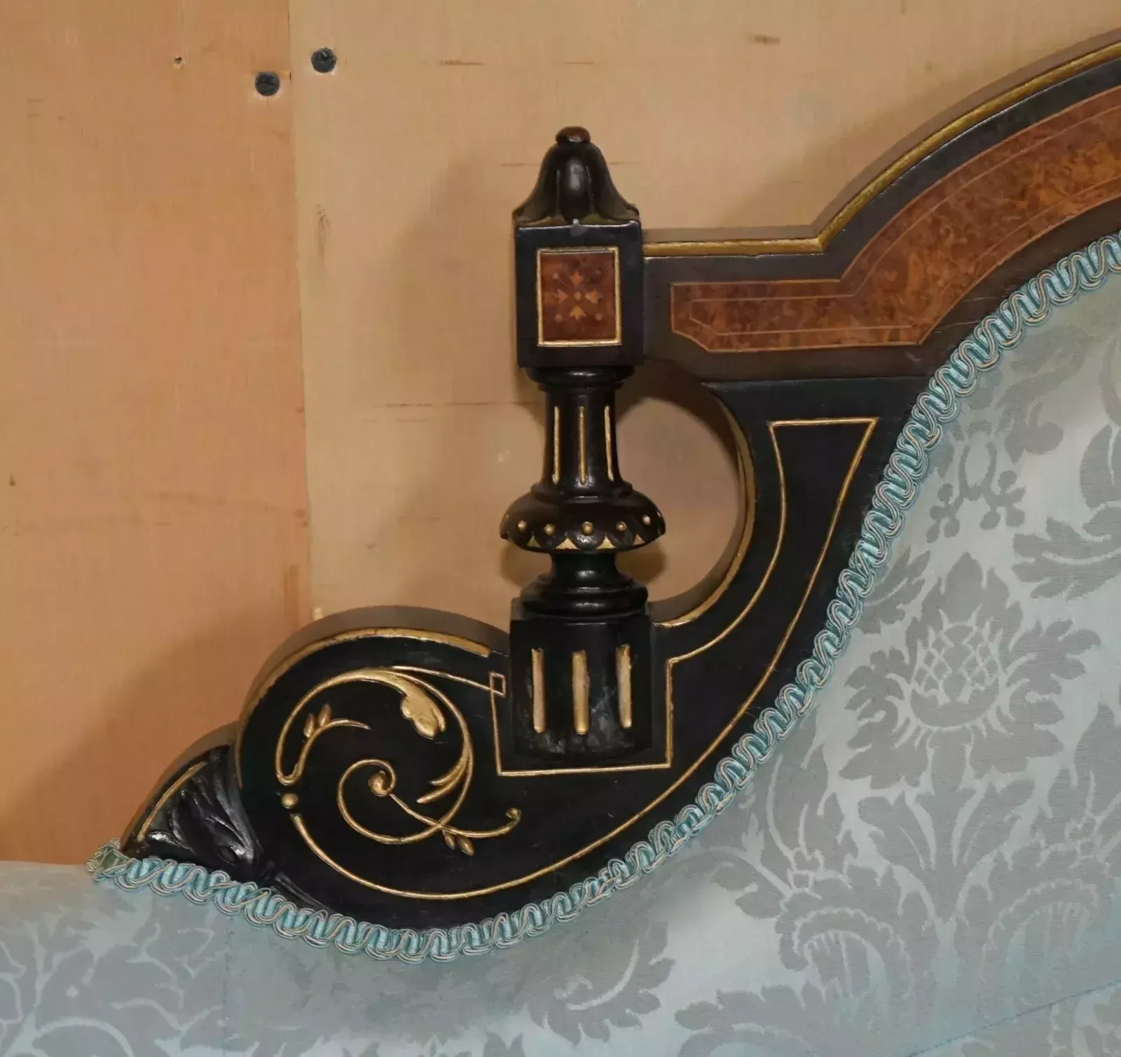Exquisite Antique Burr Walnut Aesthetic Movement Salon Sofa Grand Tour Plaque photo 4850.0