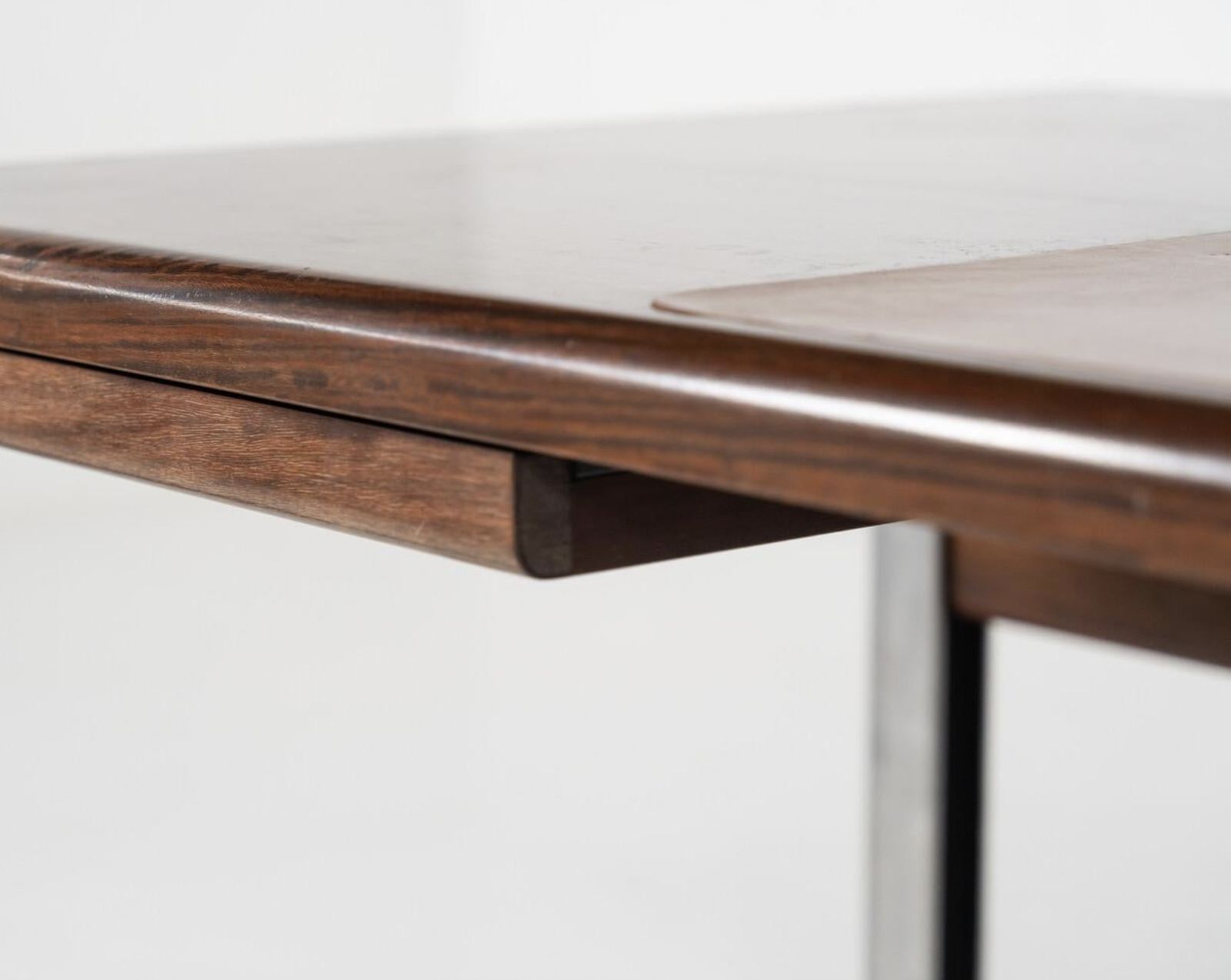 Mid Century Modern T333 Desk By Oslvado Borsani And Eugenio Gerli For Tecno photo furniture