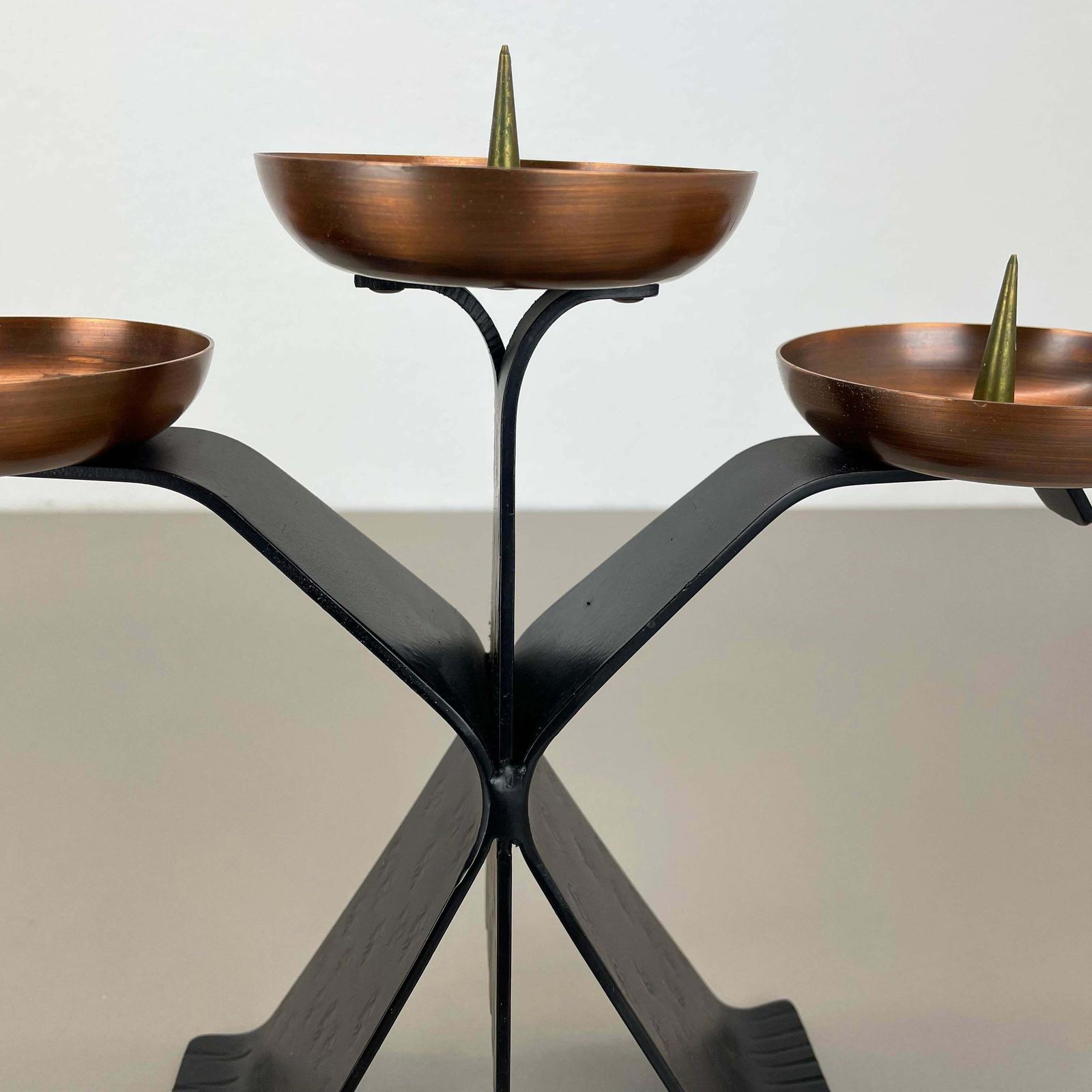 Modernist Auböck Style Brutalist Copper And Metal Candleholder, Austria 1970s photo vinterior