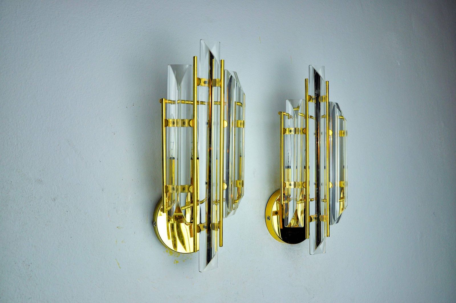Pair Of Venini Wall Lights, Triedri Glass, Murano, Italy 1970 photo Lighting