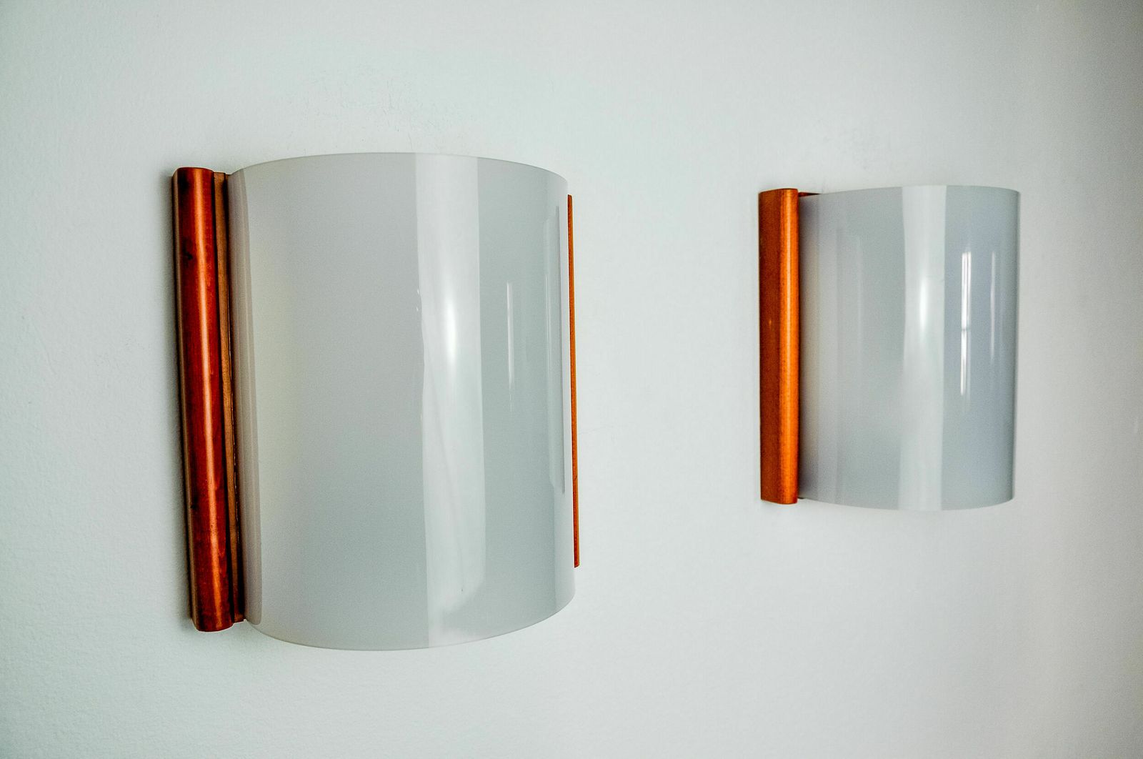 Pair Of Mediterranean Wall Lamps, Pine And Methacrylate, 1980, Spain photo 613.0