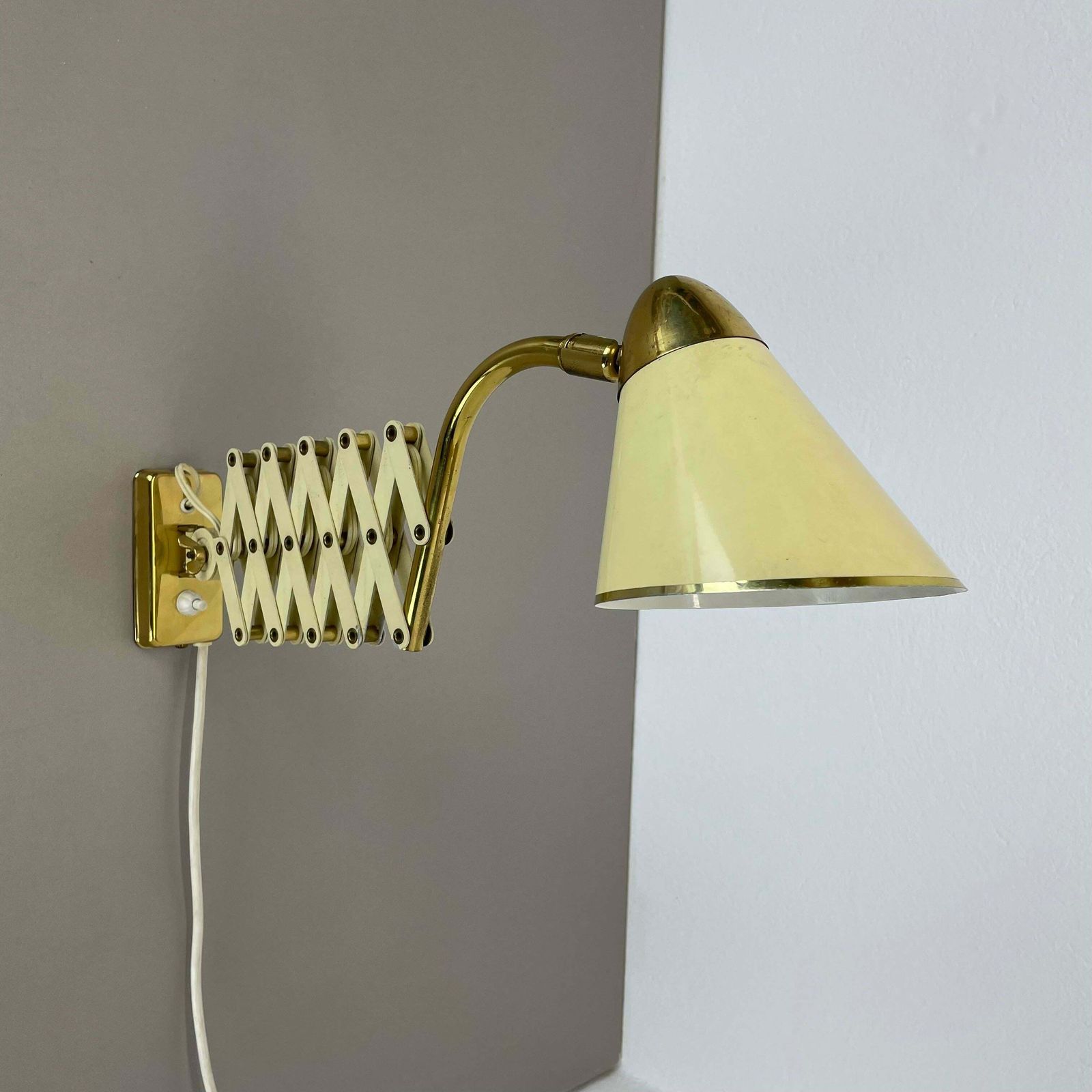 Original Scissors Wall Light Brass And Metal By Sis Leuchten, Germany 1950s photo vinterior