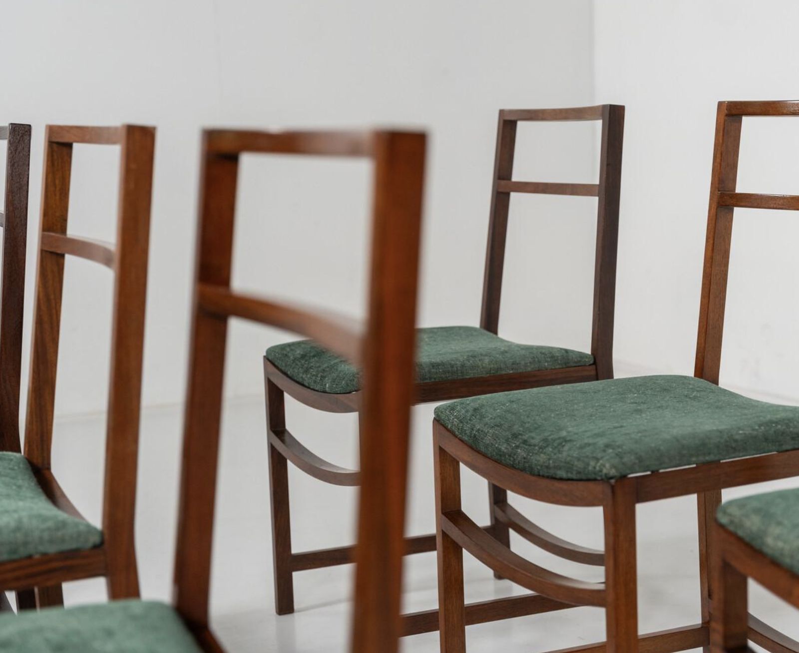 Set Of 8 Mid Century Modern Dining Chairs By Renato Venturi For Mim, 1950s photo for sale