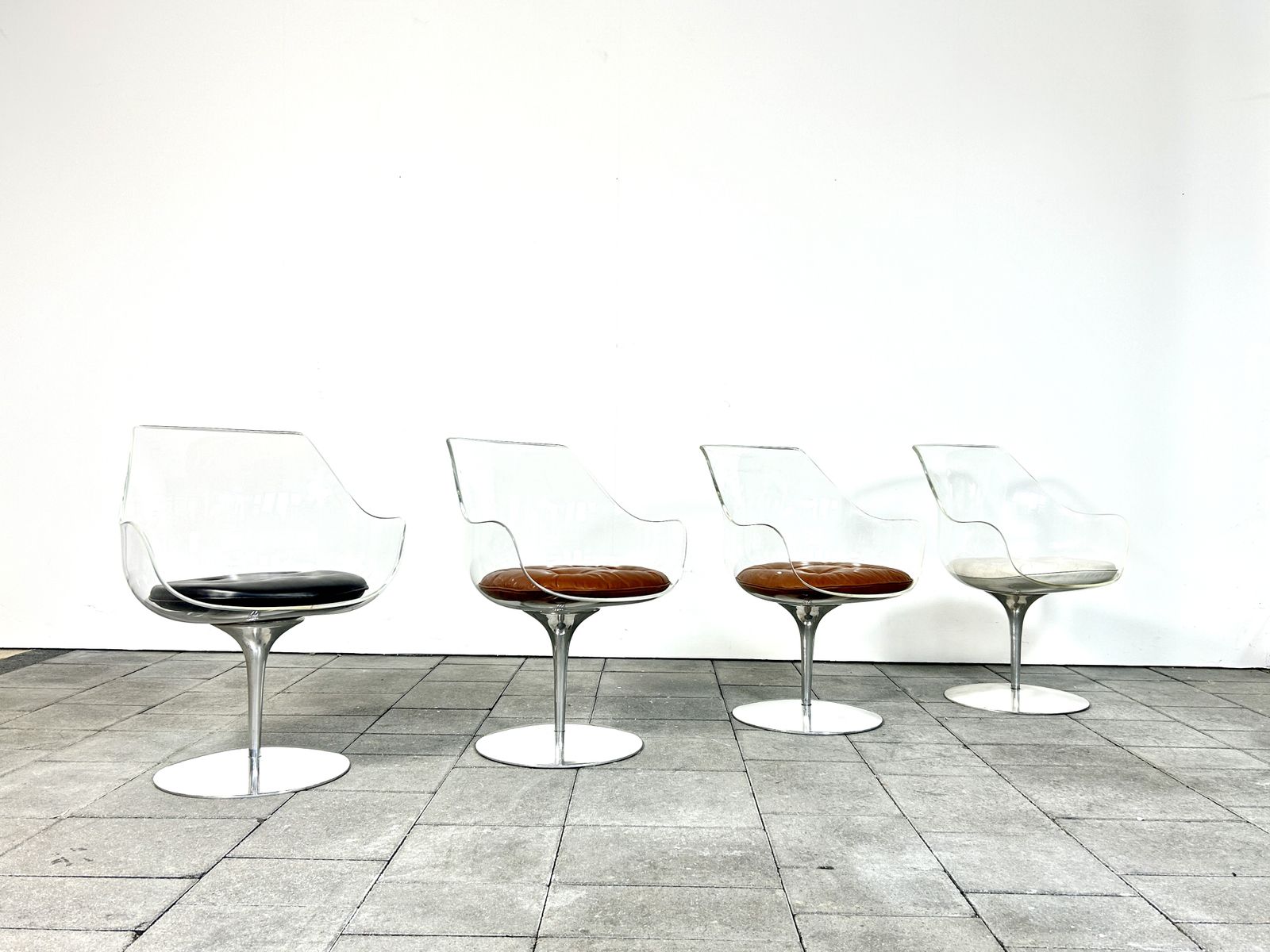 Set Of Four Champagne Chairs Design Erwine & Estelle Laverne For Formes Nouvelles photo for sale