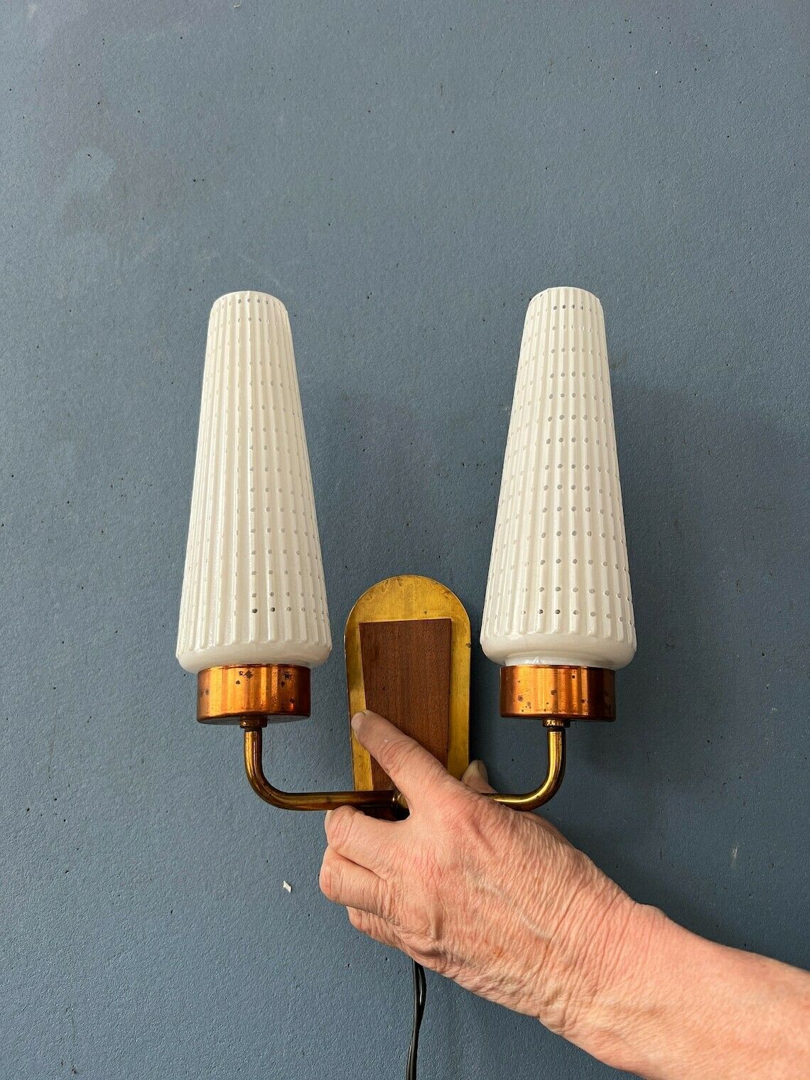 Dubbele Mid Century Scandinavische Glazen Wandlamp photo 223.0