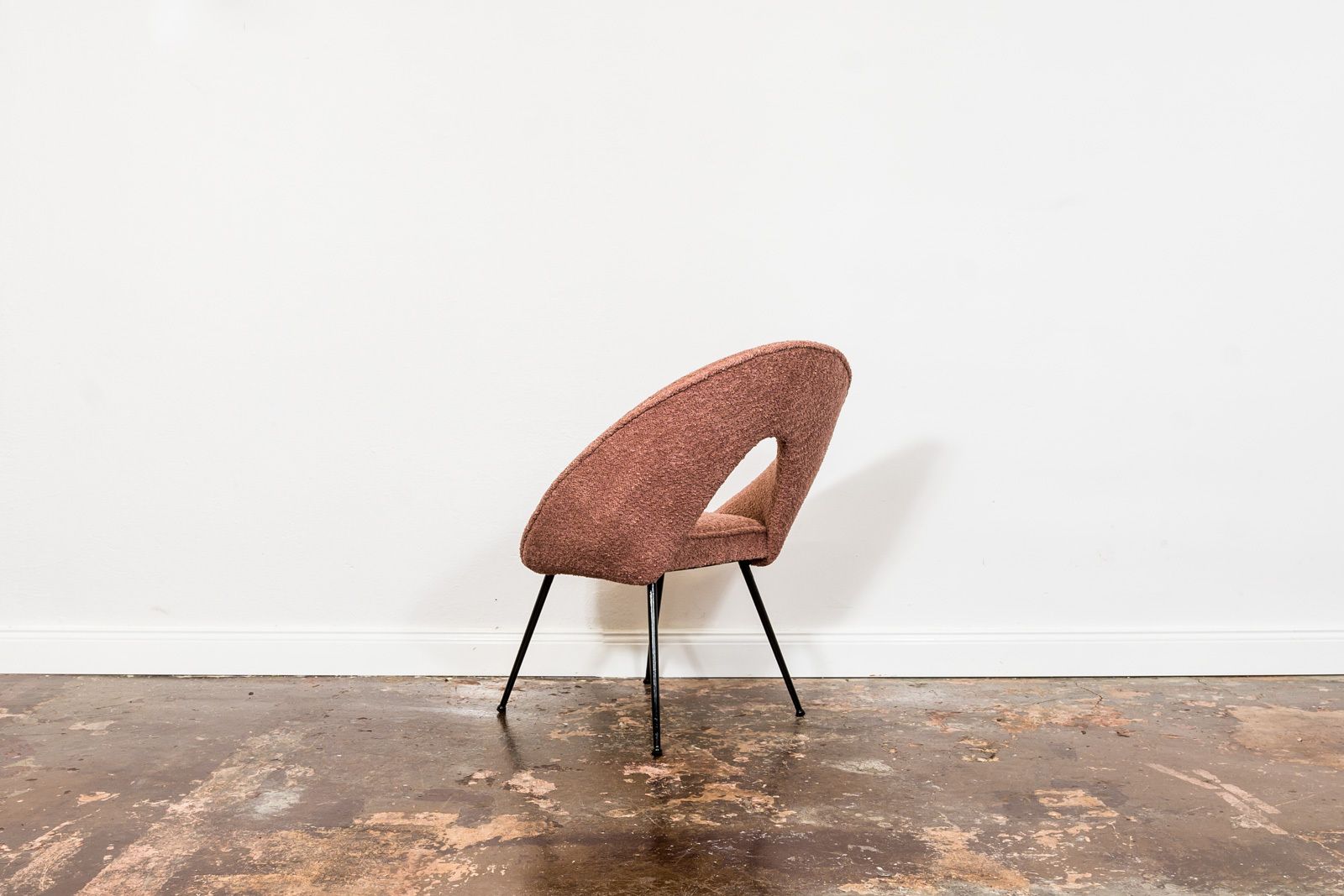 Pink Shell Cocktail Chair, 670's photo for sale