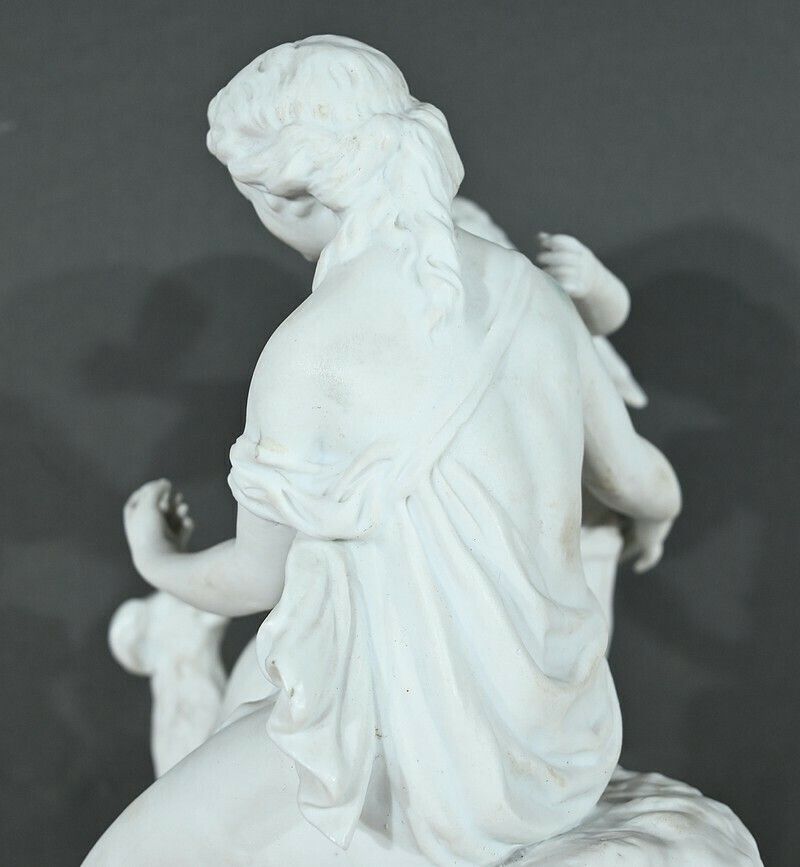 610.0 Biscuit Sculpture “Venus And Love” – Late 19th Century photo