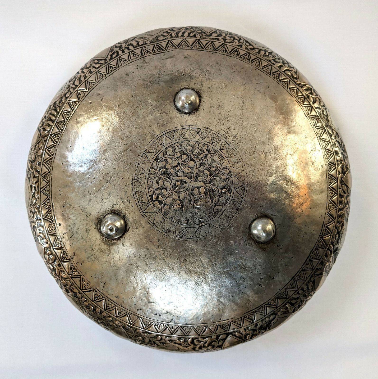 Antique Islamic Malay Large Silver Bowl With Delicately Engraved Relief Decoration photo buy