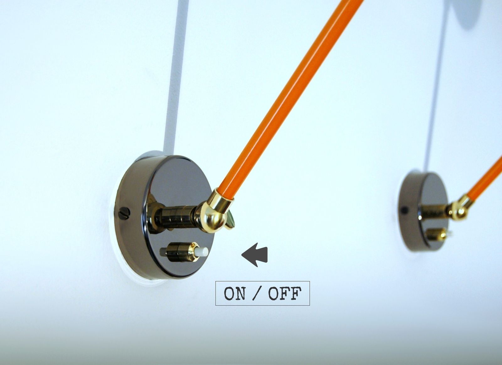 Pair Of Wall Lamp   Metal / Brass   Articulated With Switch   Orange / Light Green photo vinterior