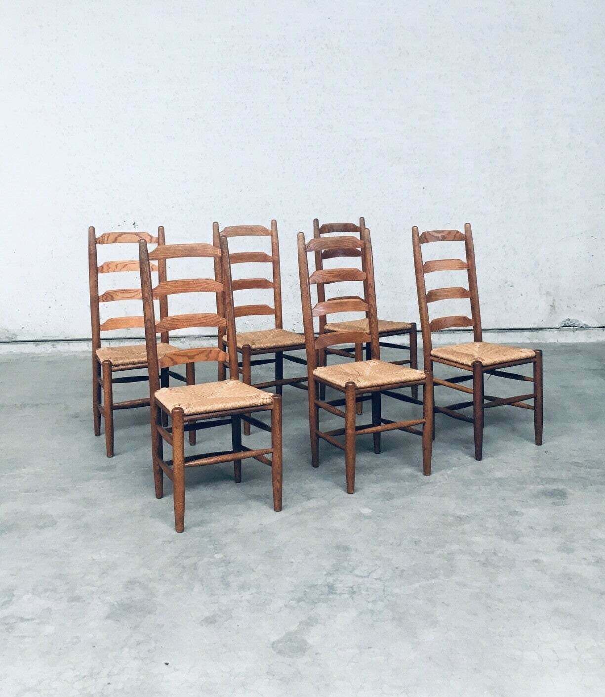 Rustieke Handgemaakte Eiken Eetkamerstoelen Met Biezen Zitting, België Ca. Jaren 1960 photo buy